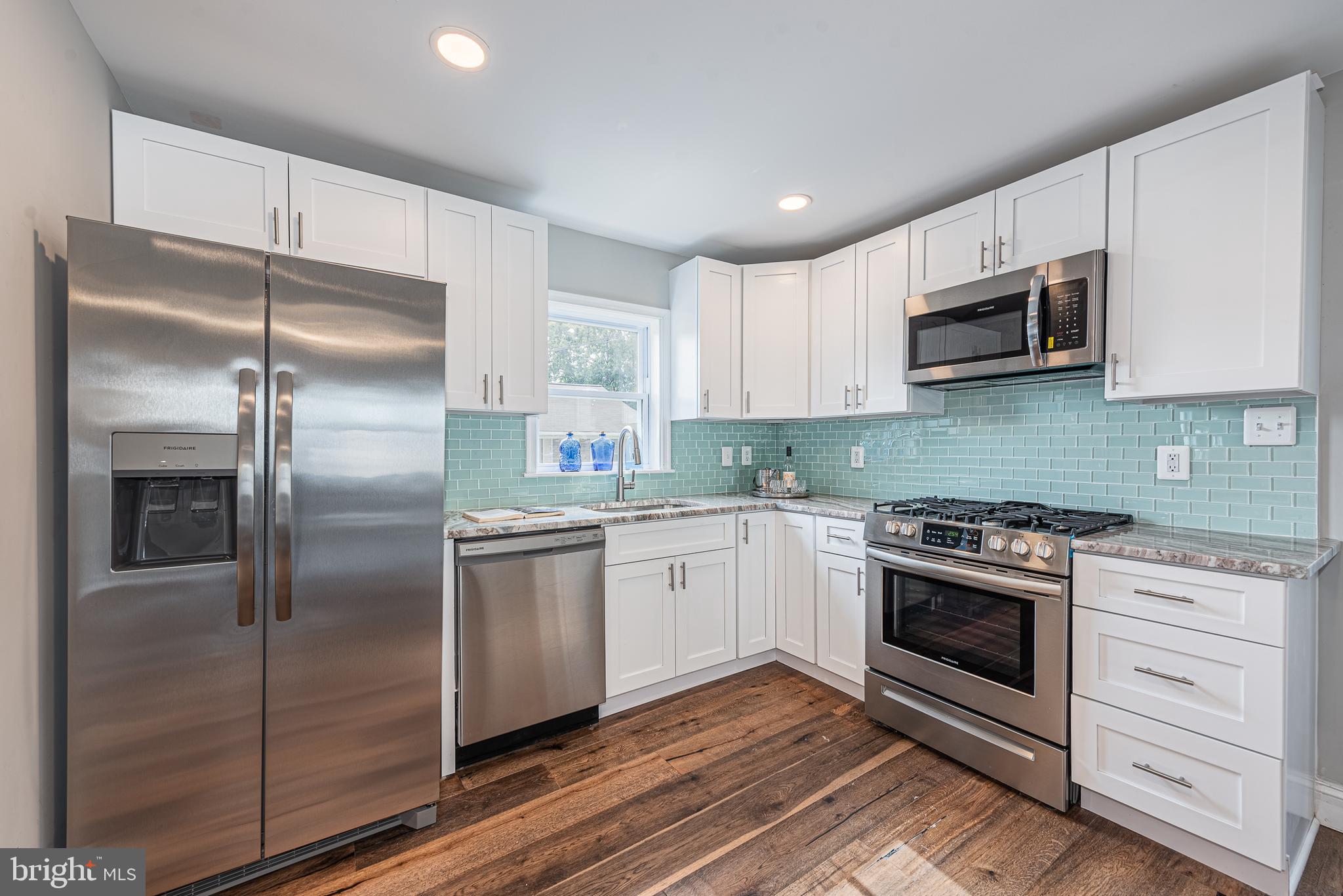 ROSEDALE - Residential