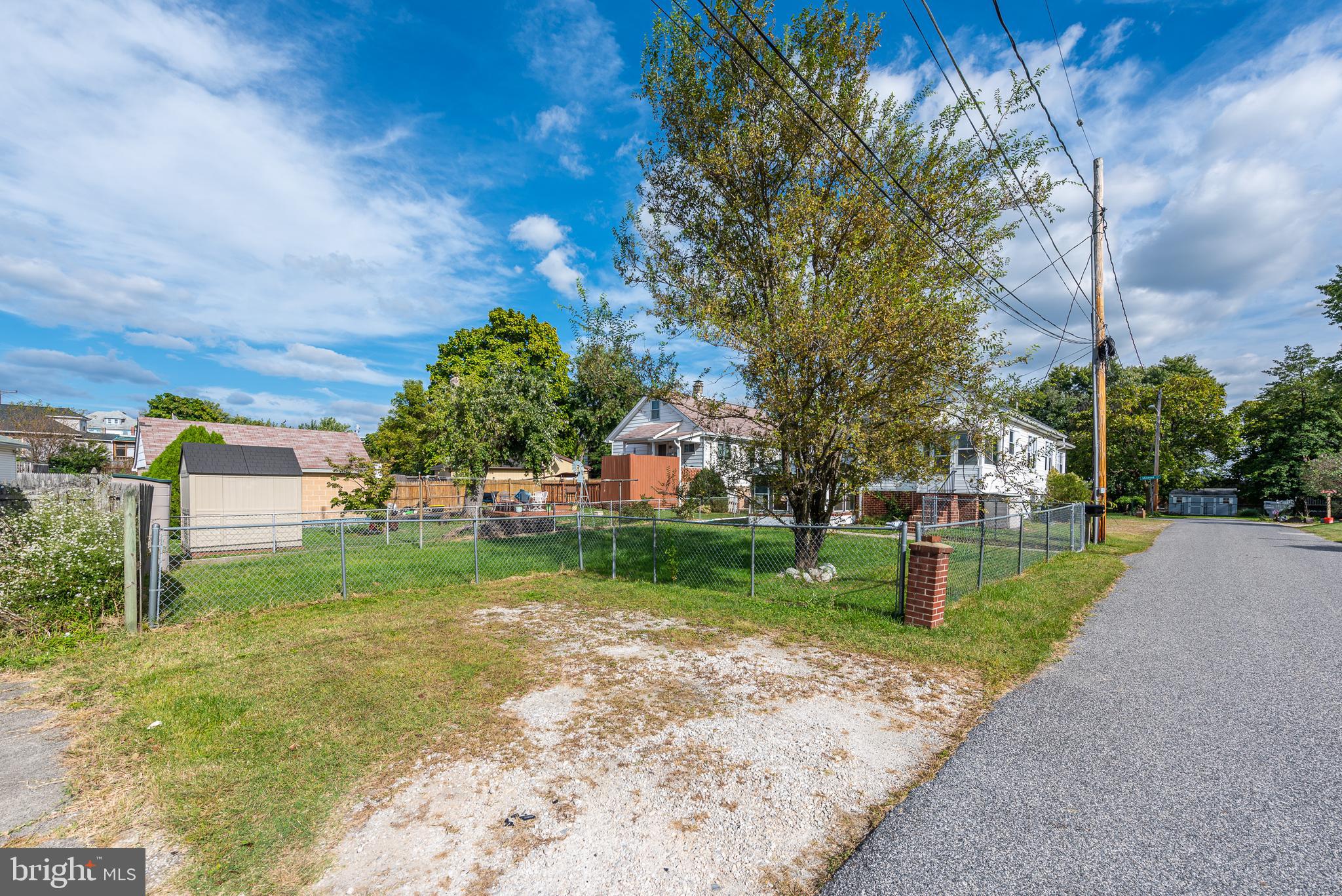 ROSEDALE - Residential