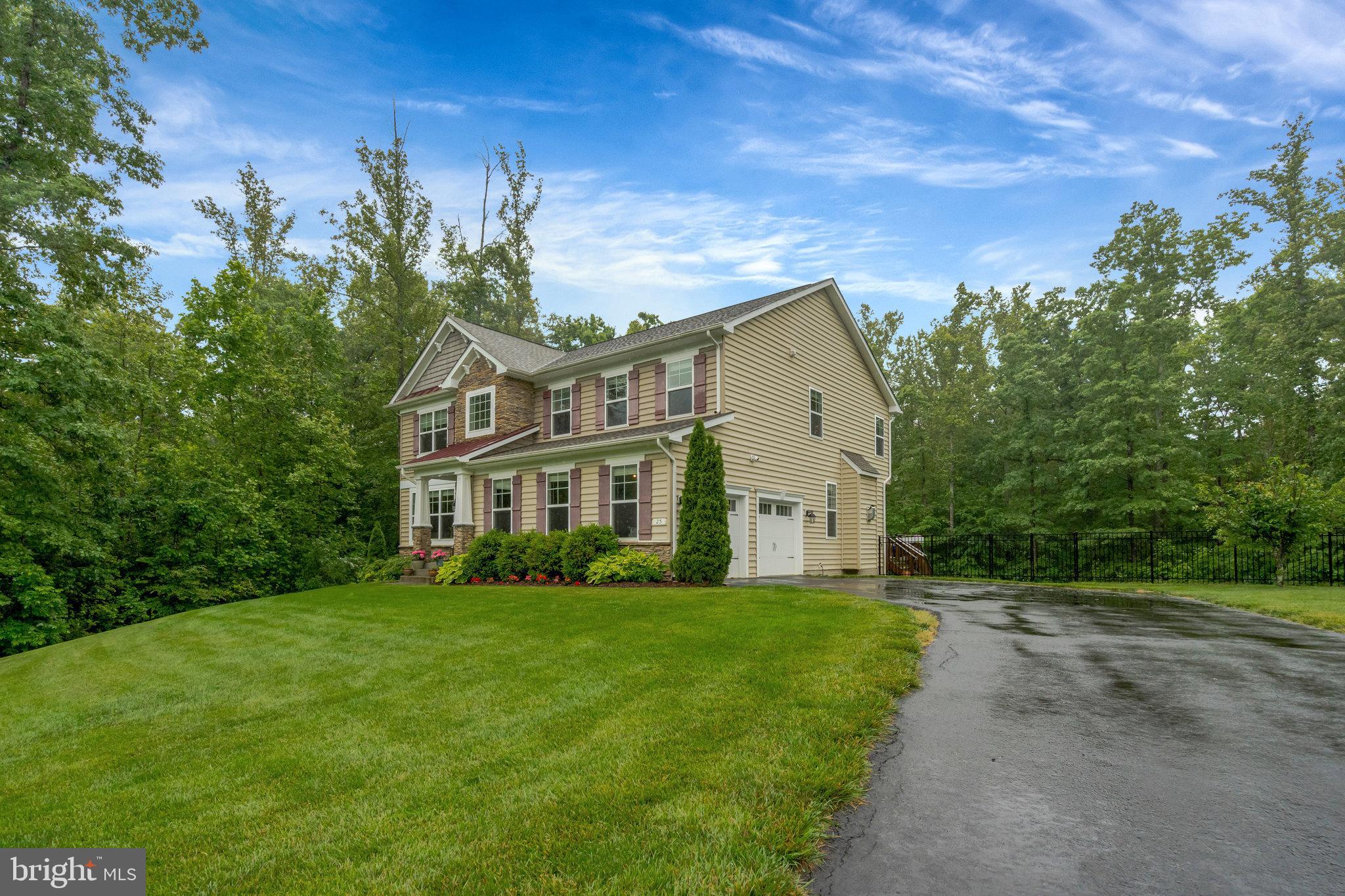 25 WAVERLY WAY