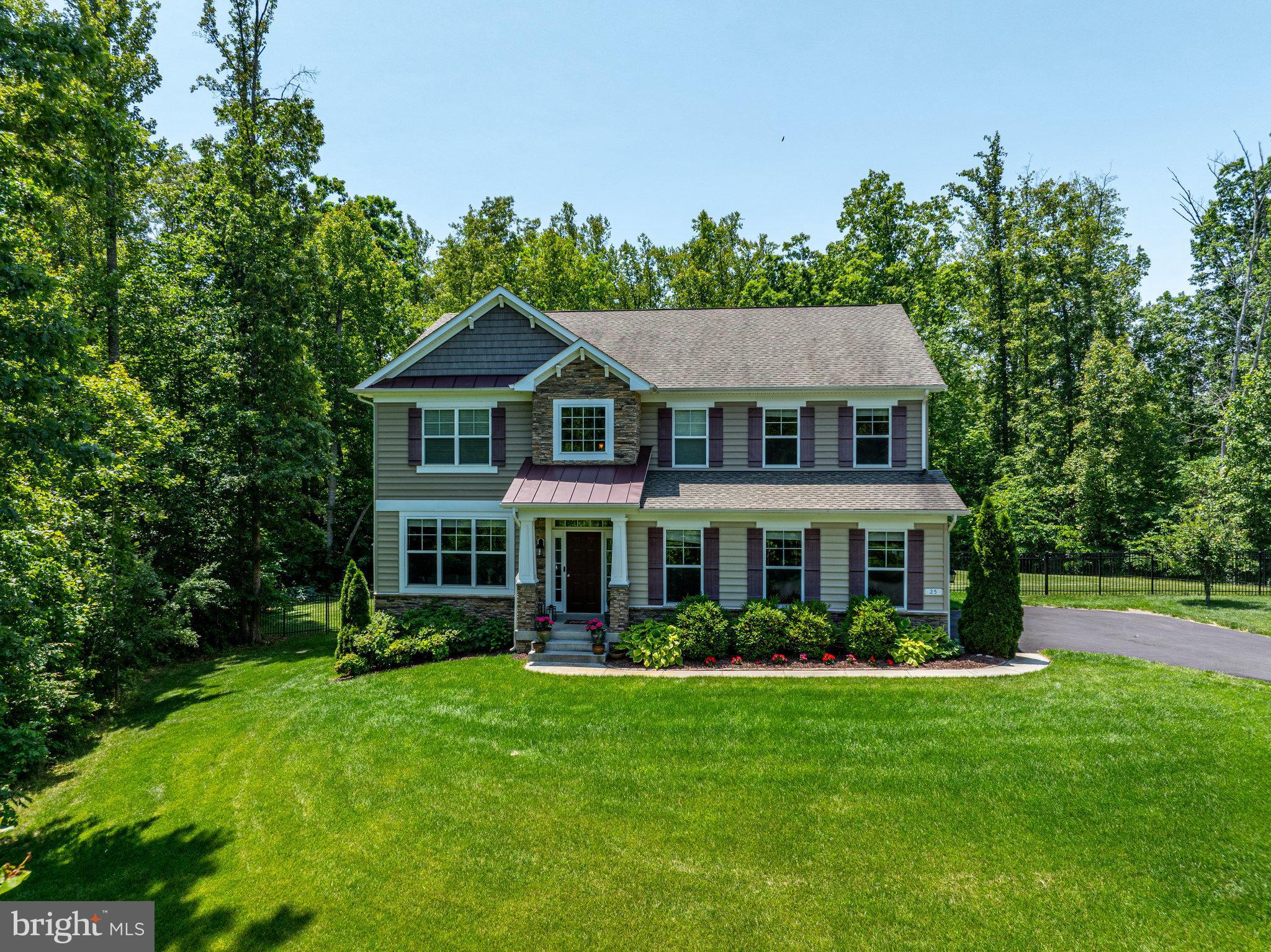 25 WAVERLY WAY