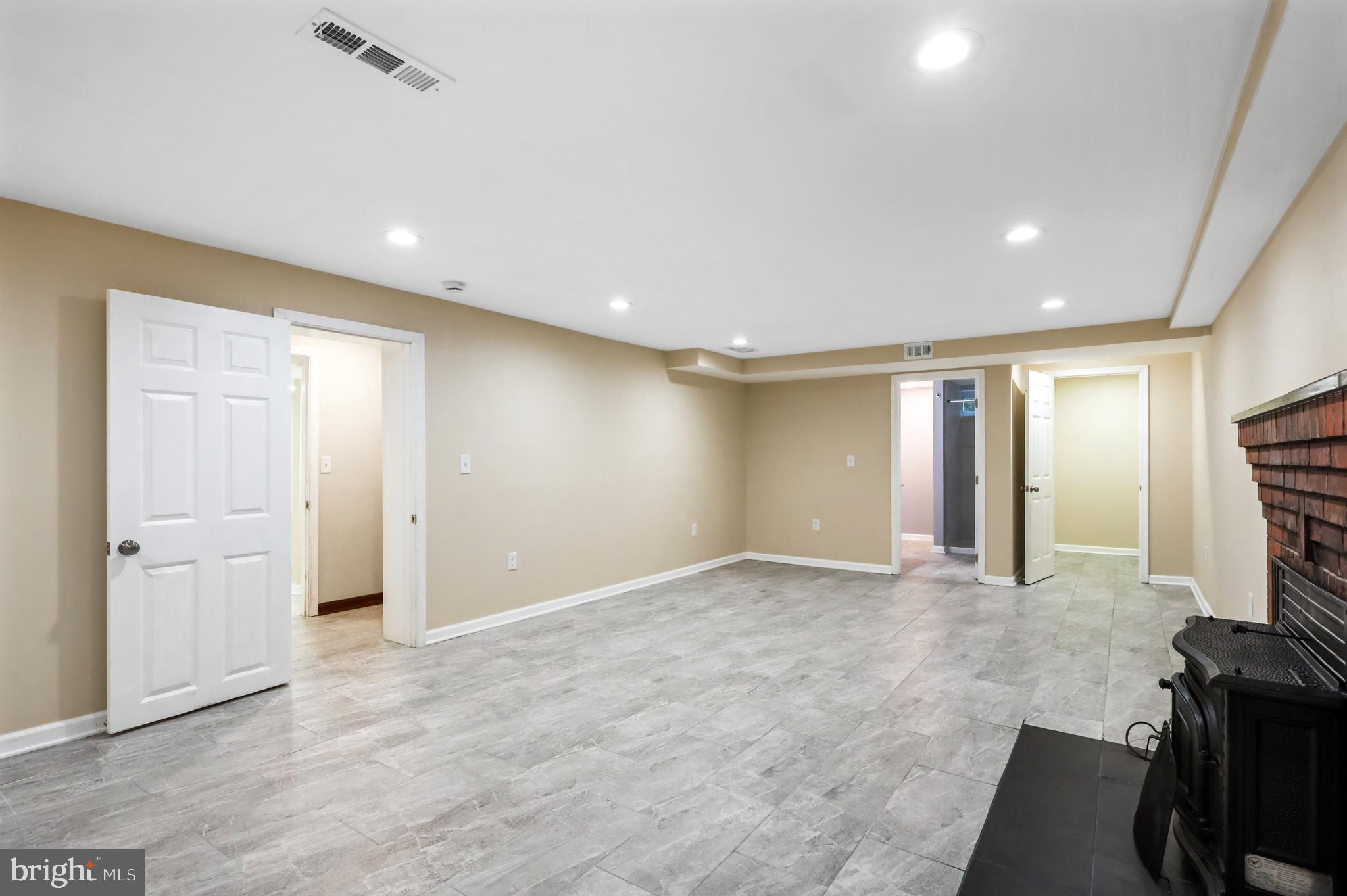 FERNDALE FARMS - Residential