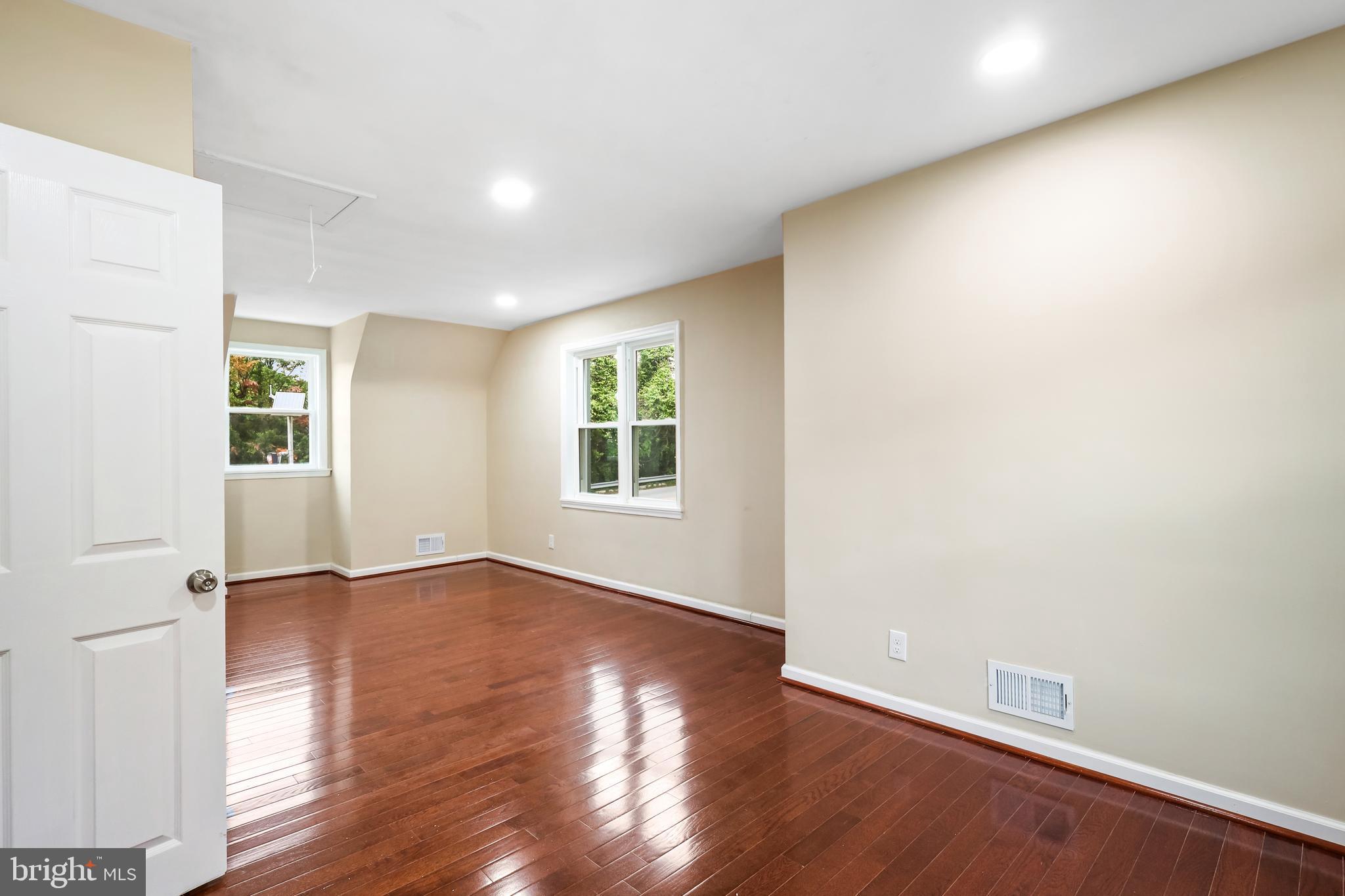 FERNDALE FARMS - Residential