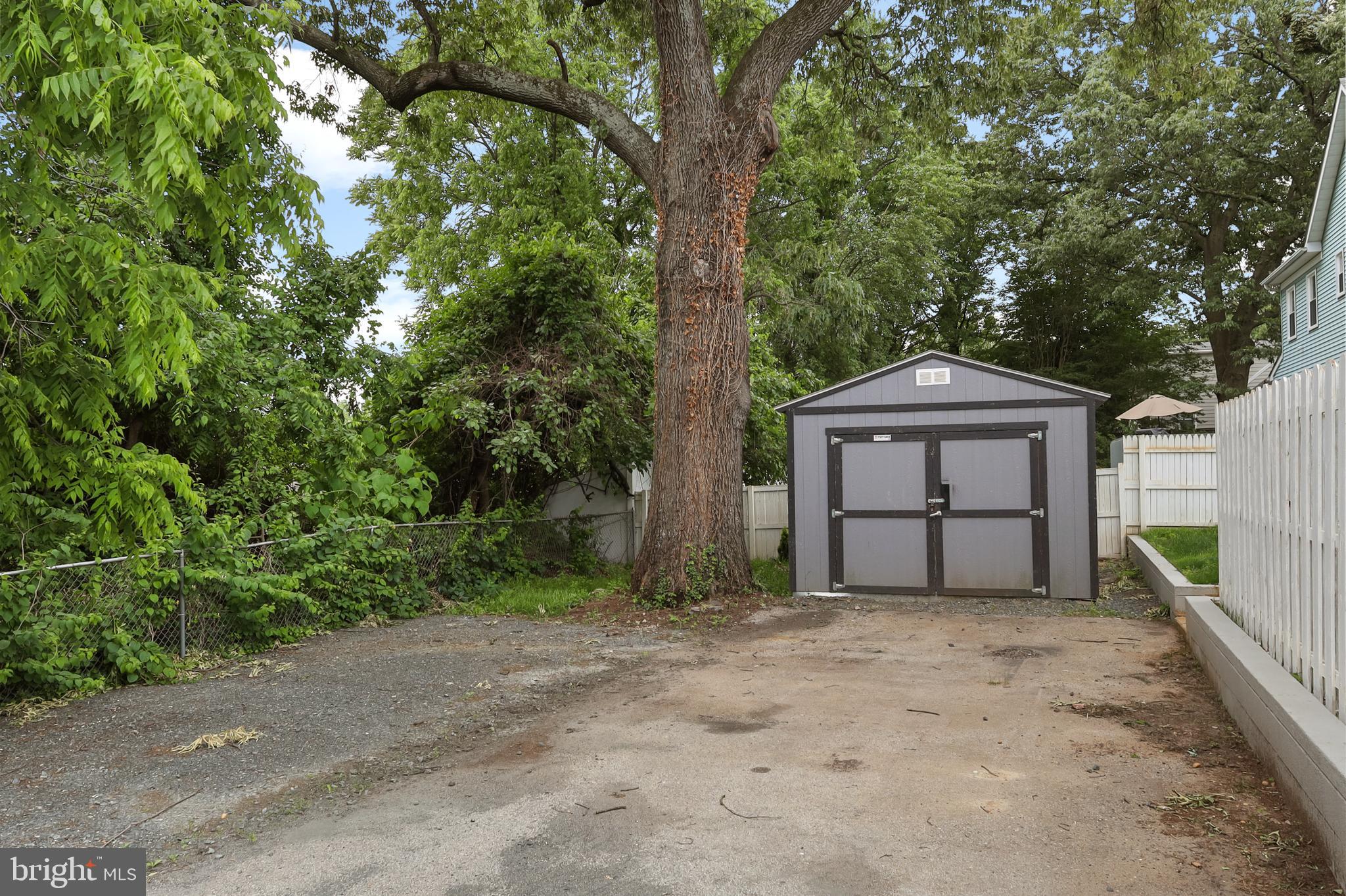 FERNDALE FARMS - Residential