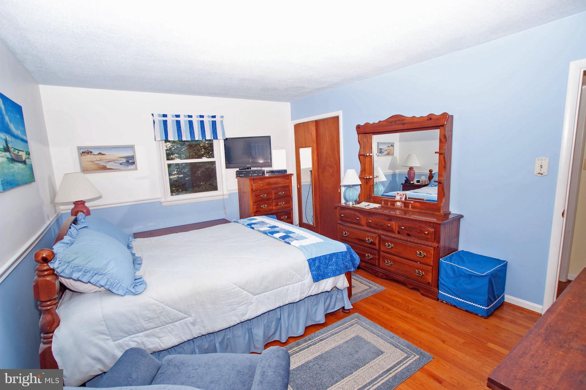 HOADLY/VAN DOREN - Residential