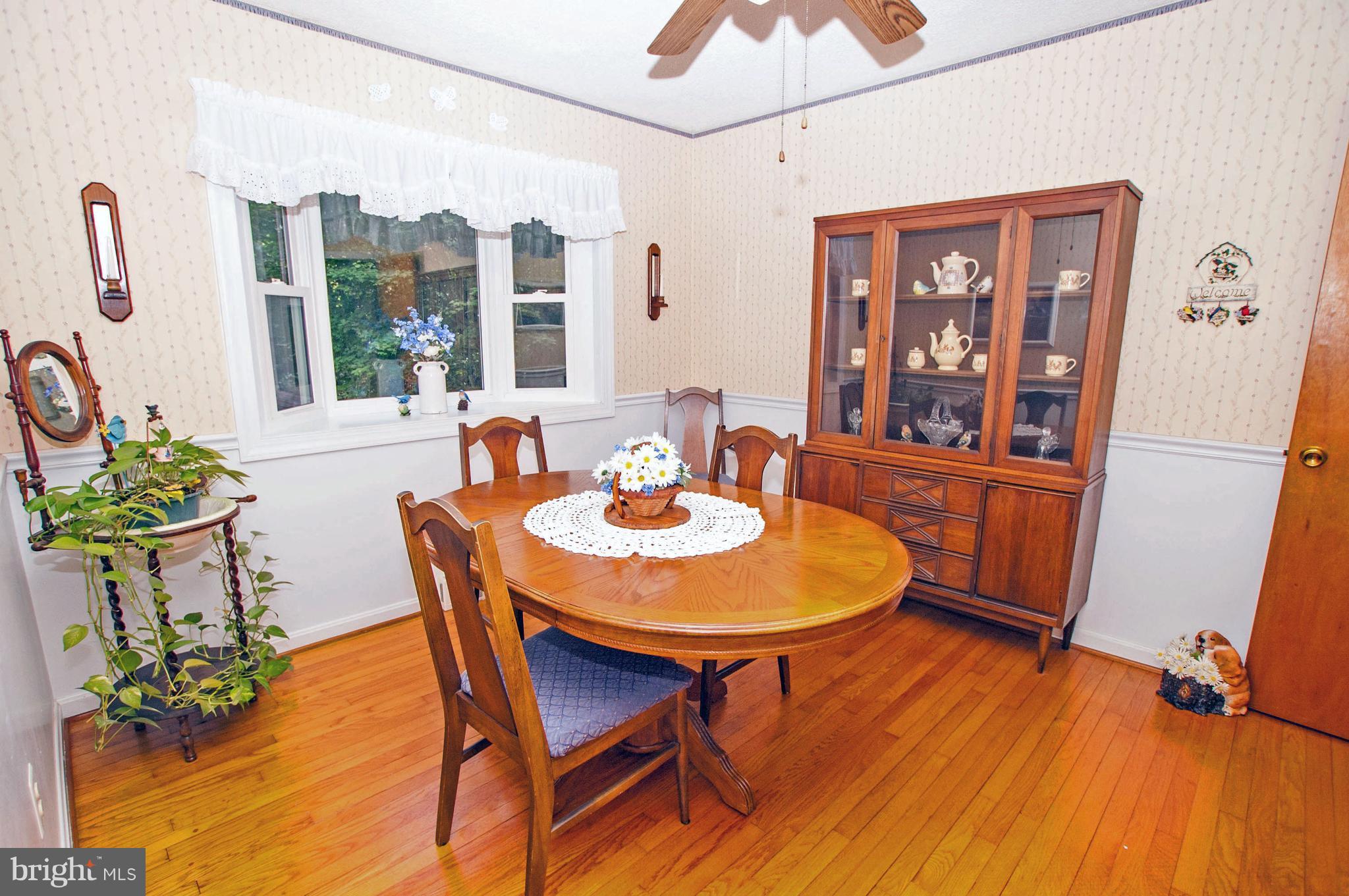 HOADLY/VAN DOREN - Residential