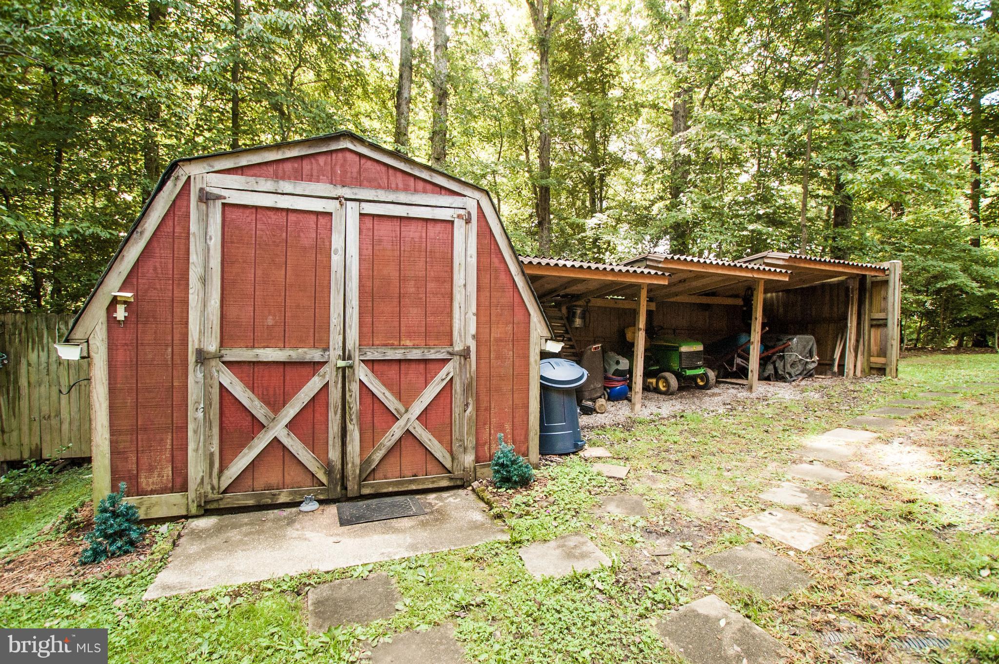 HOADLY/VAN DOREN - Residential