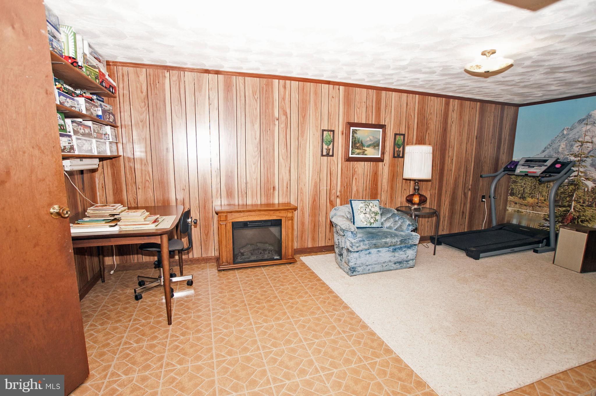 HOADLY/VAN DOREN - Residential