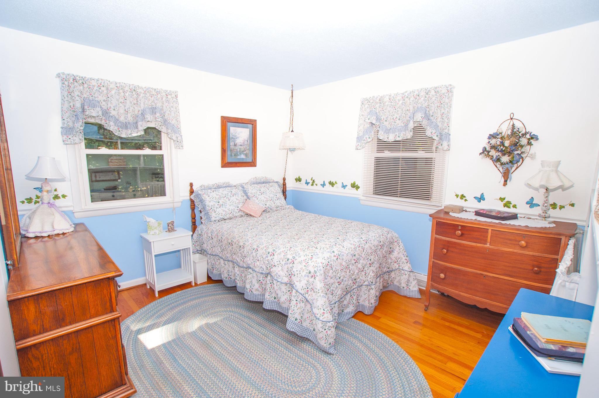 HOADLY/VAN DOREN - Residential