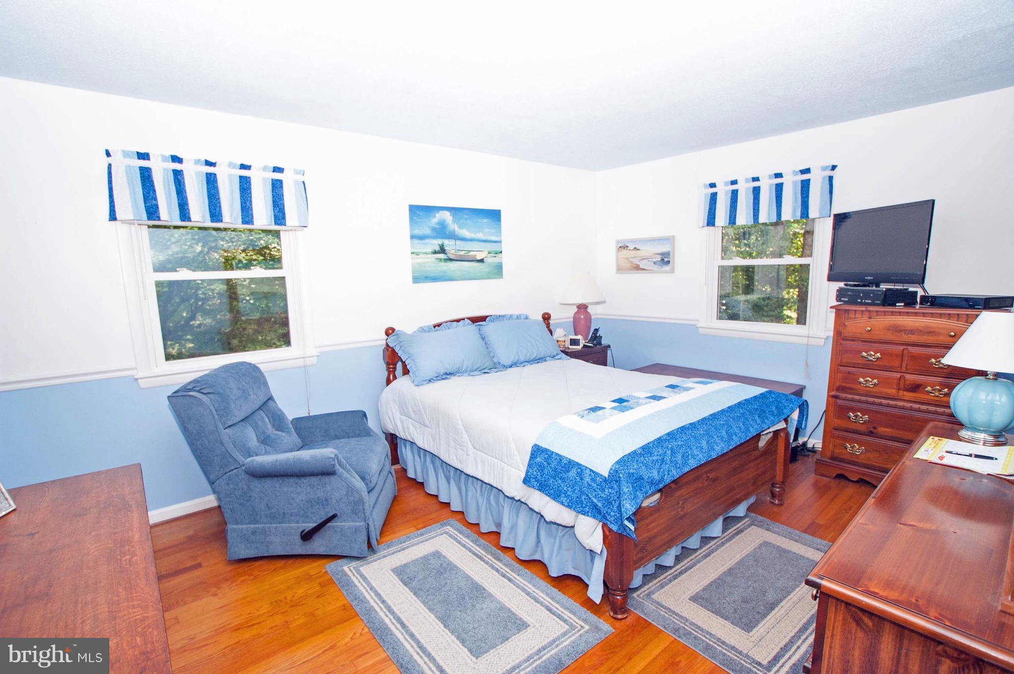 HOADLY/VAN DOREN - Residential