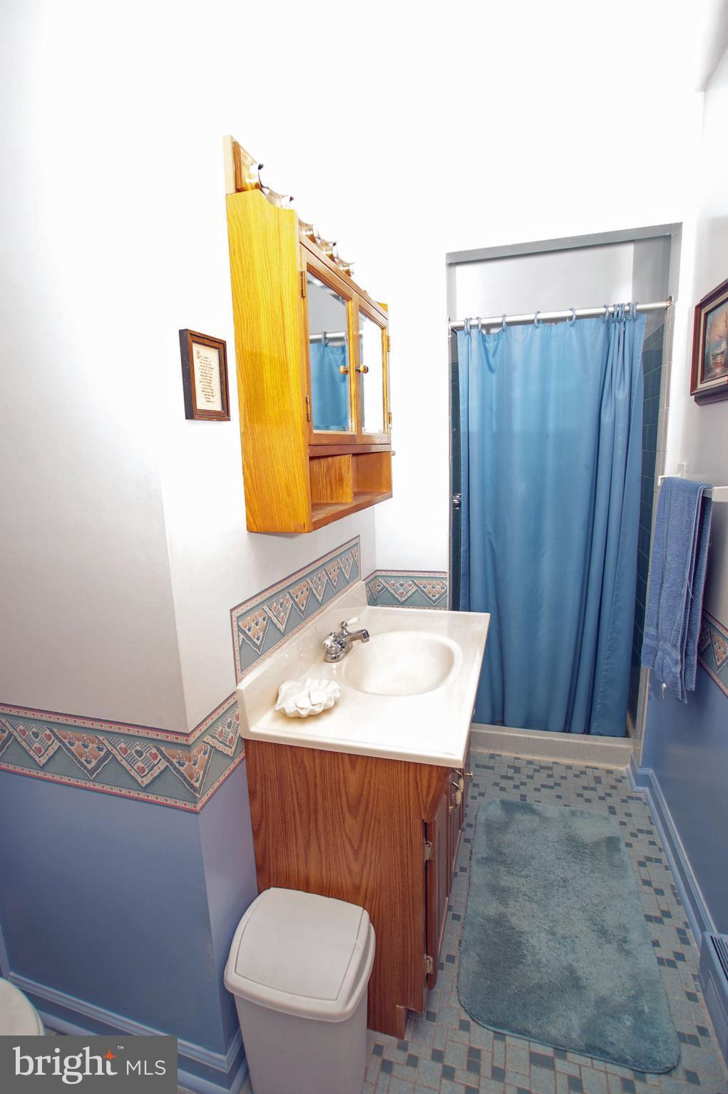 HOADLY/VAN DOREN - Residential