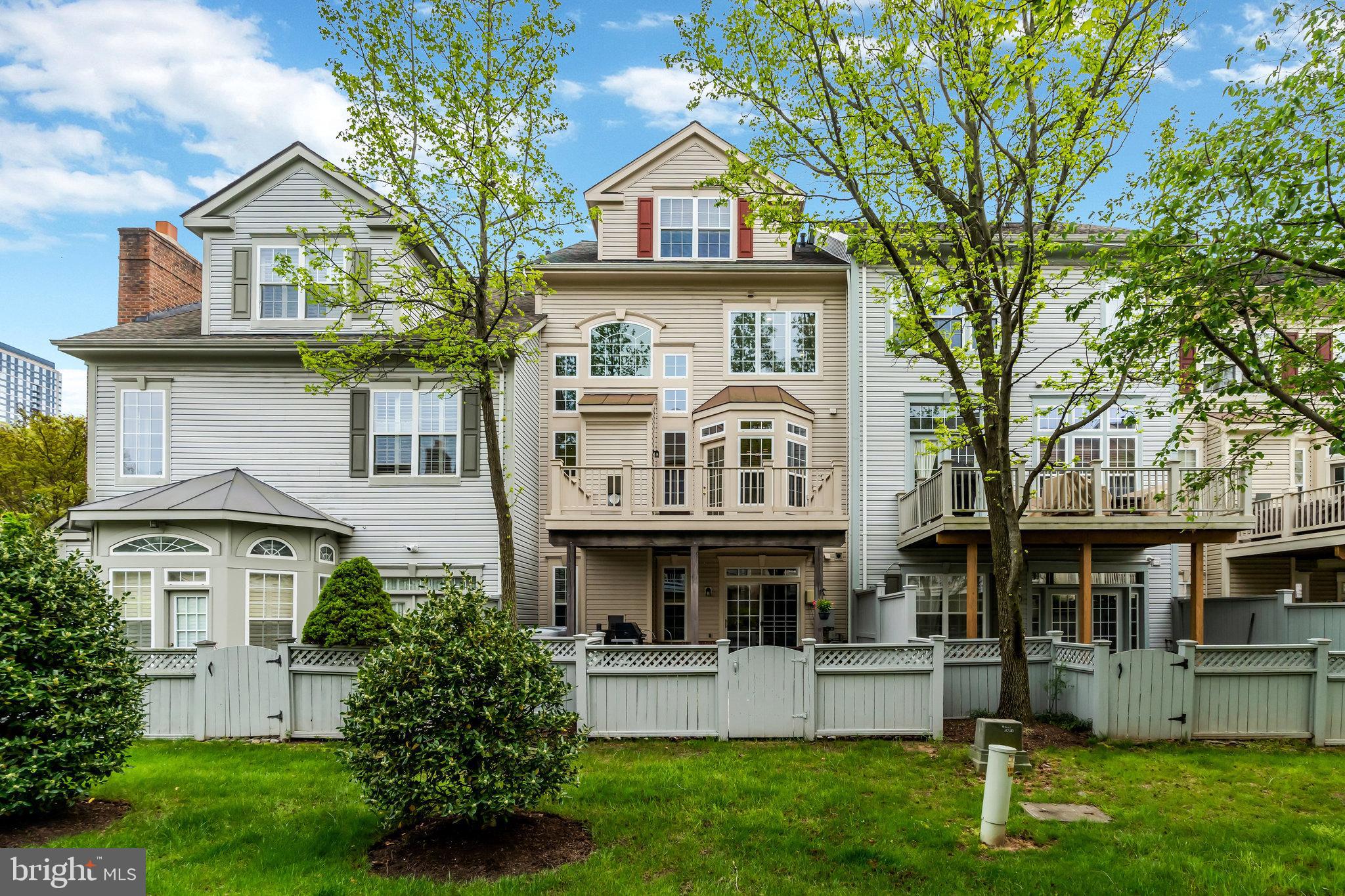 WEST MARKET - Residential