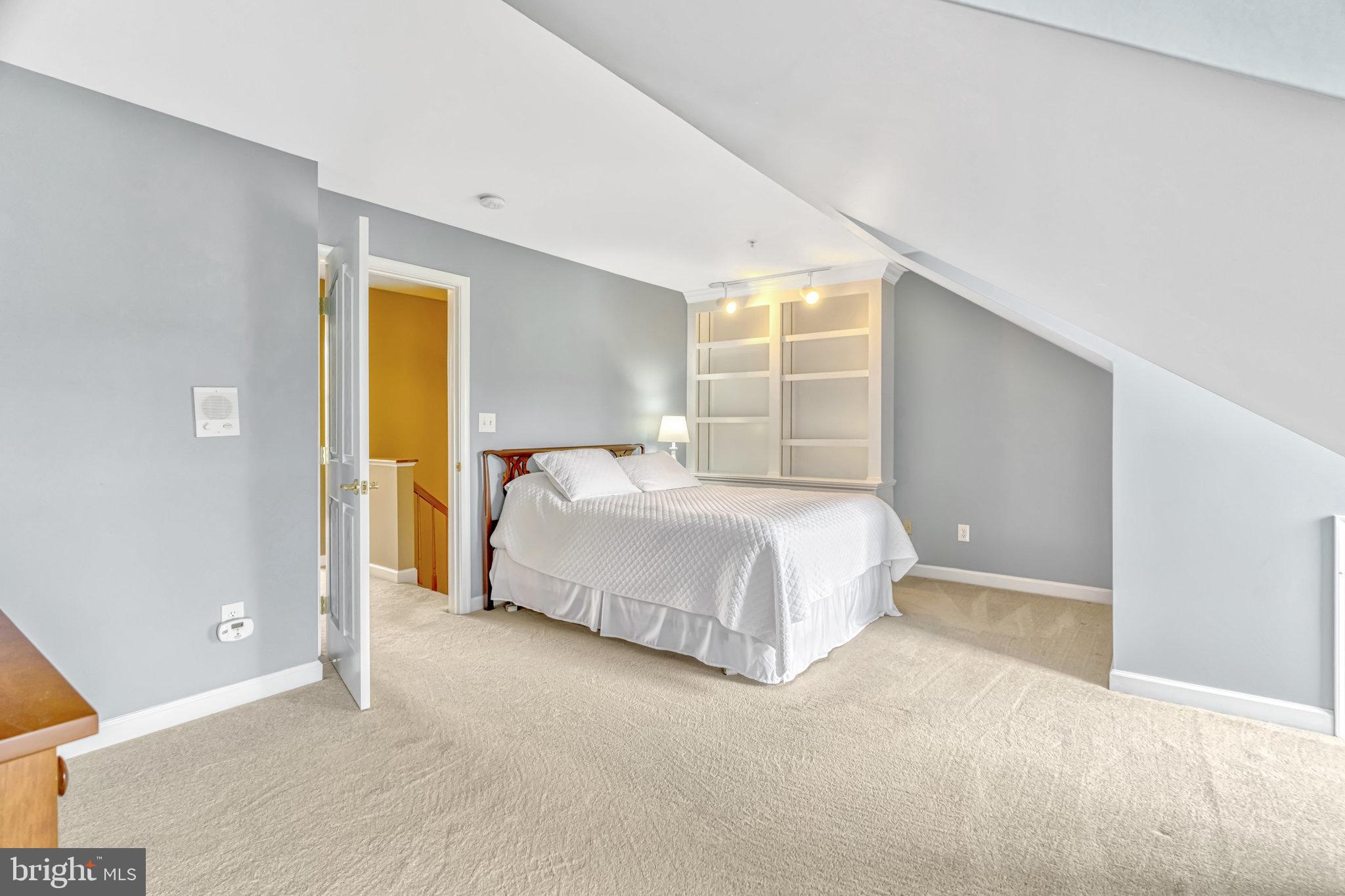 WEST MARKET - Residential