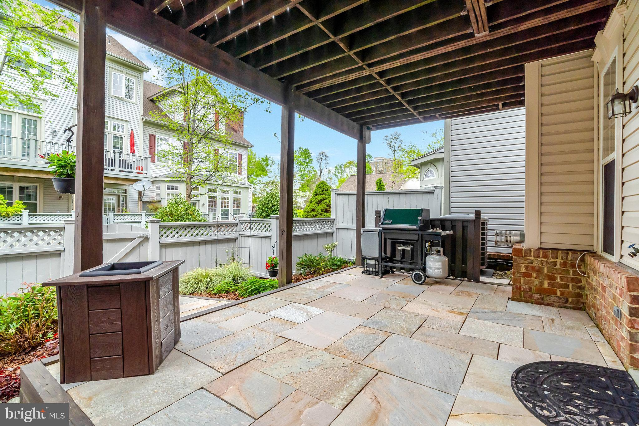 WEST MARKET - Residential