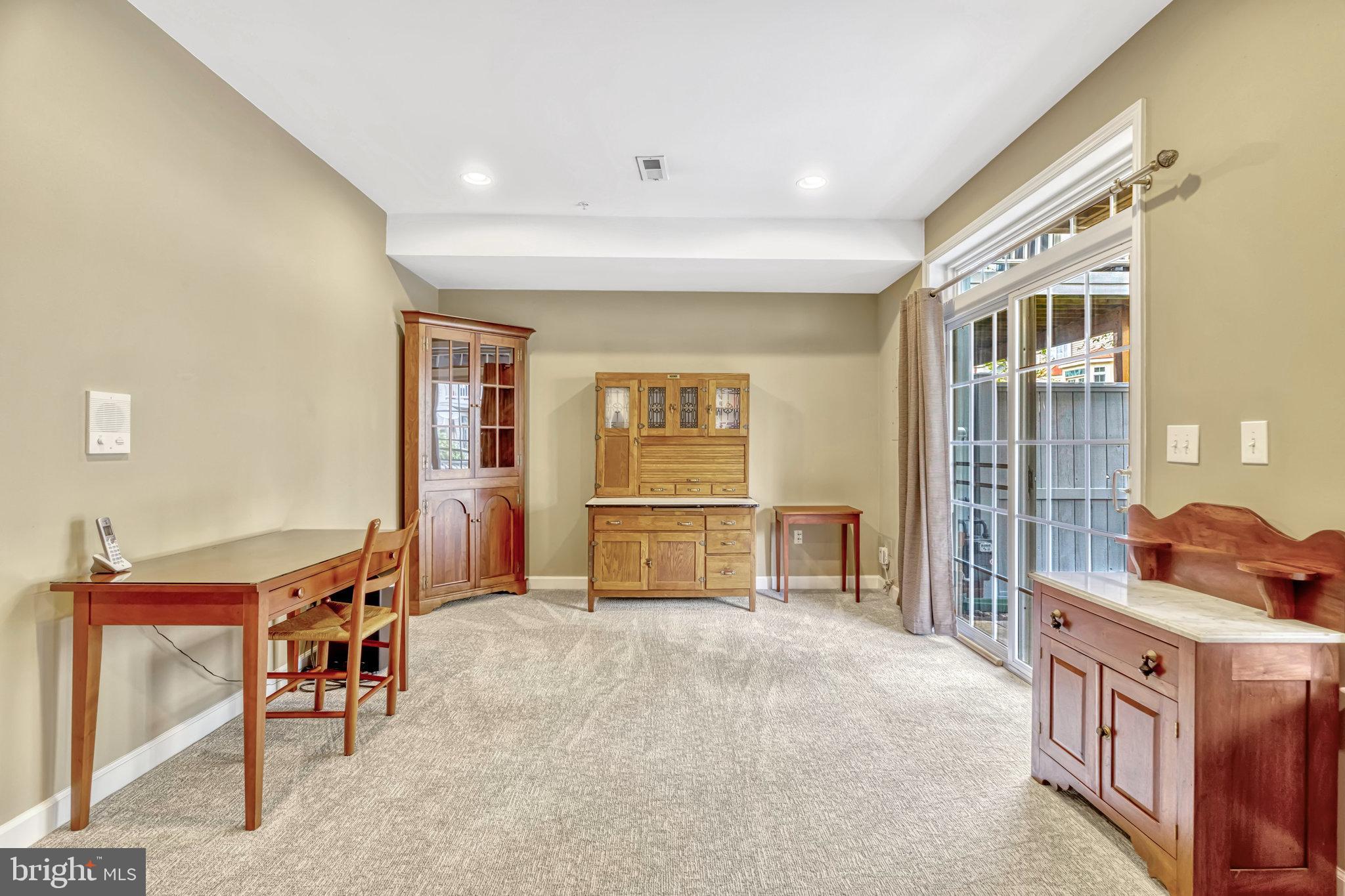 WEST MARKET - Residential