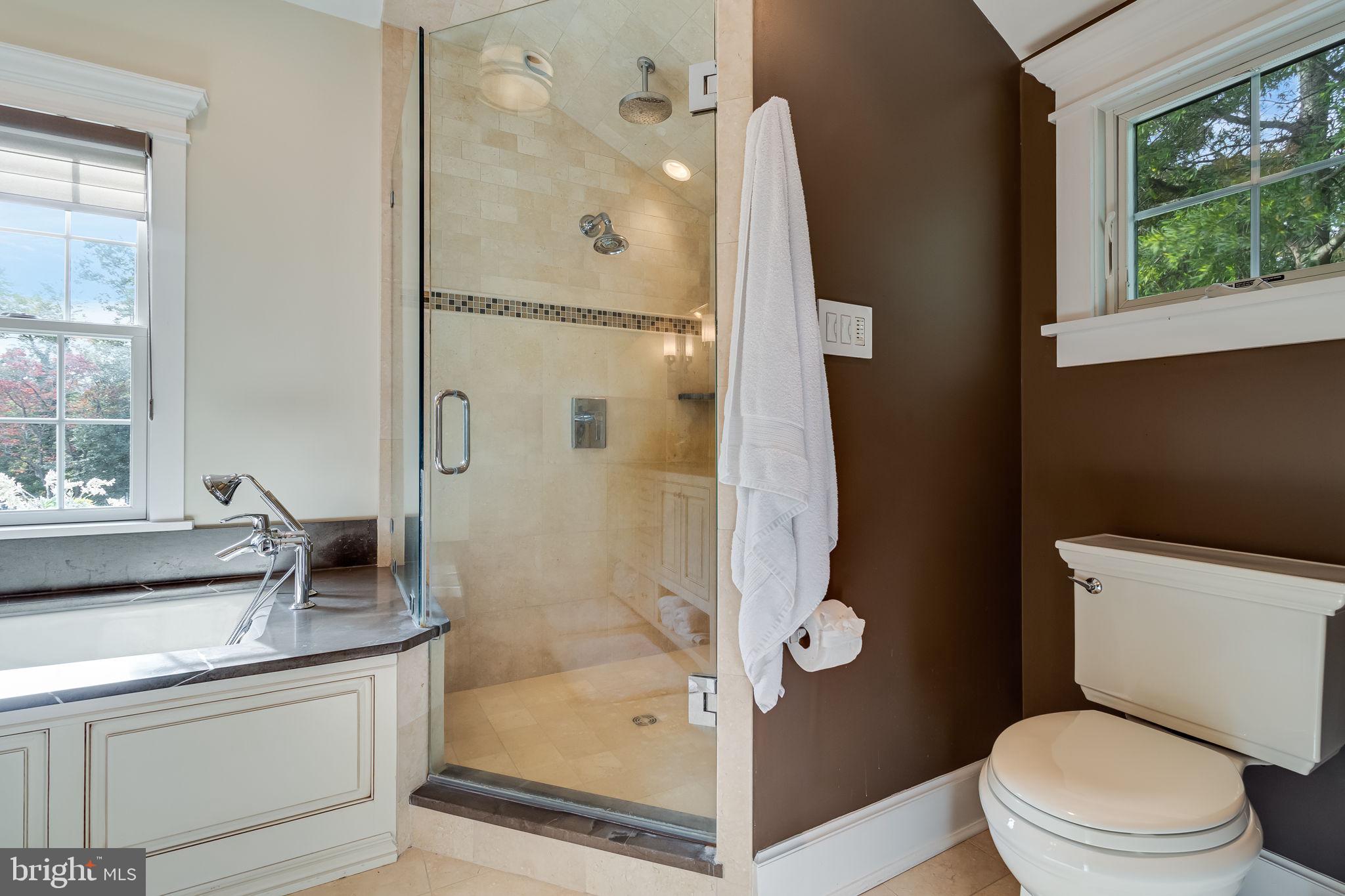 HOLLYWOOD - Residential