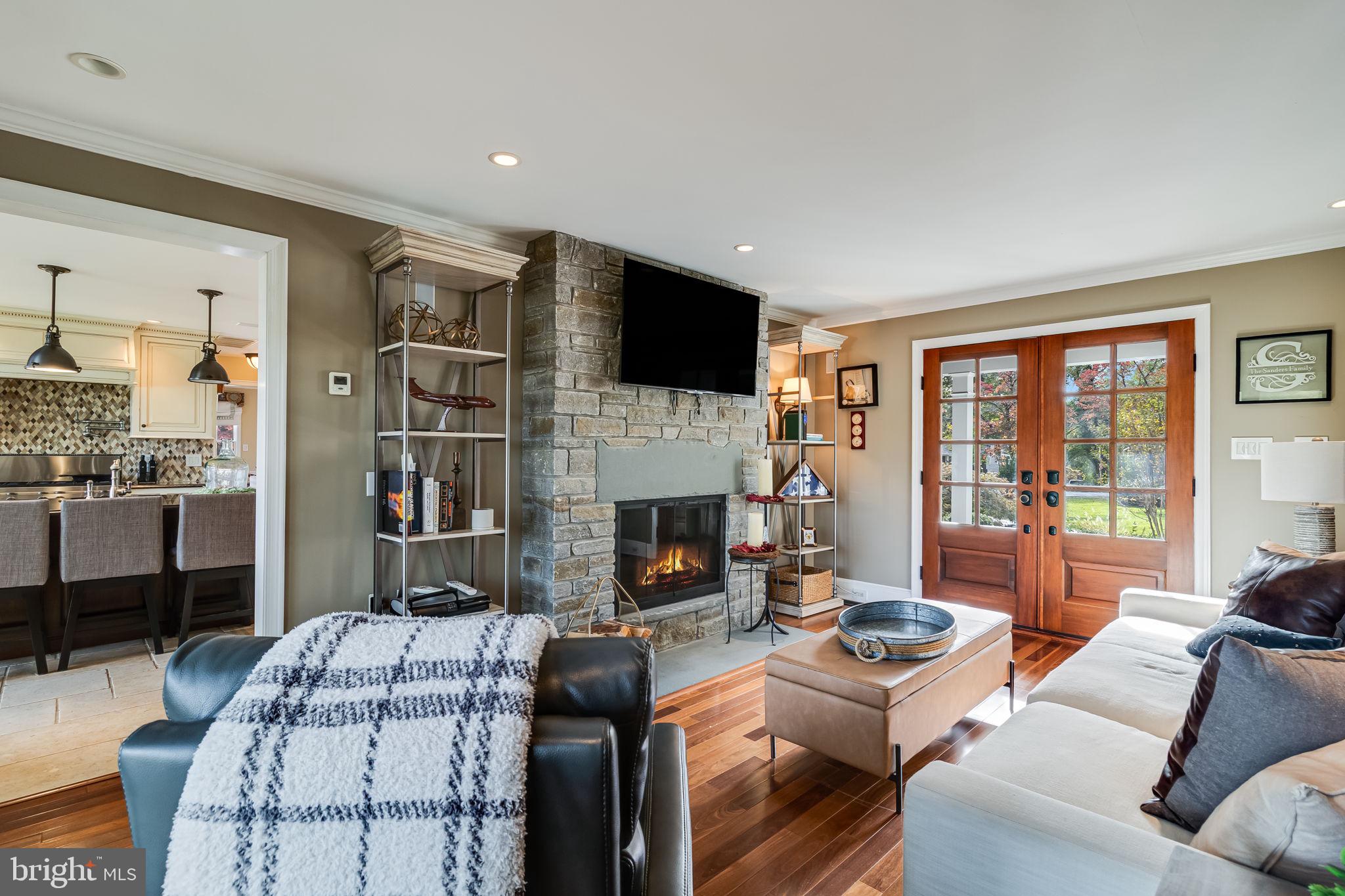 HOLLYWOOD - Residential