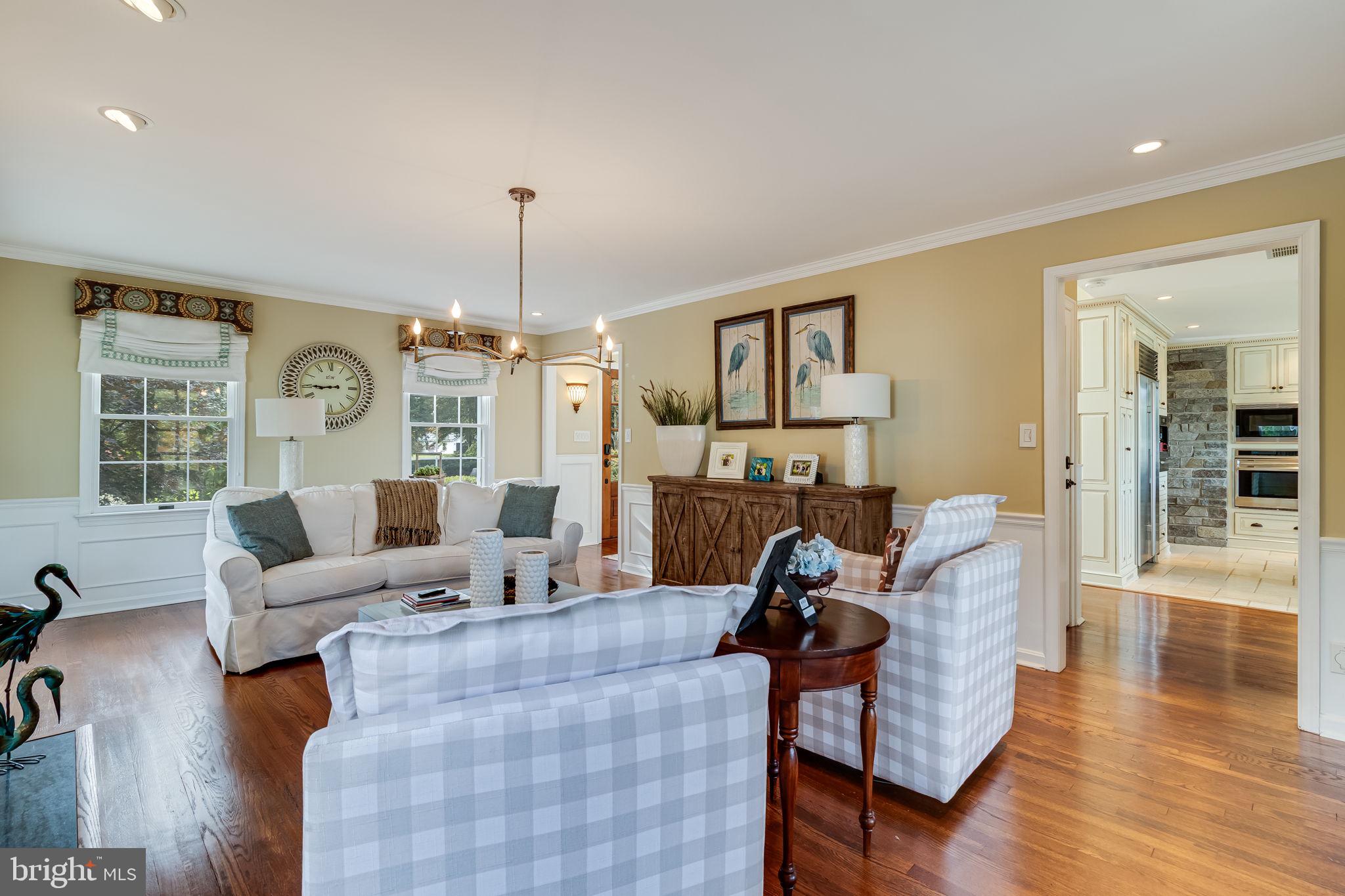 HOLLYWOOD - Residential