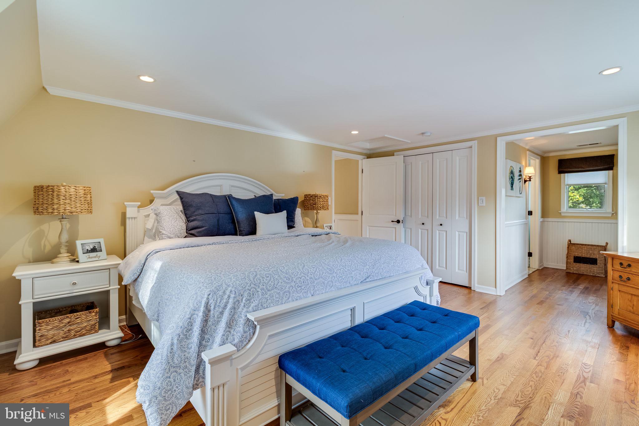 HOLLYWOOD - Residential