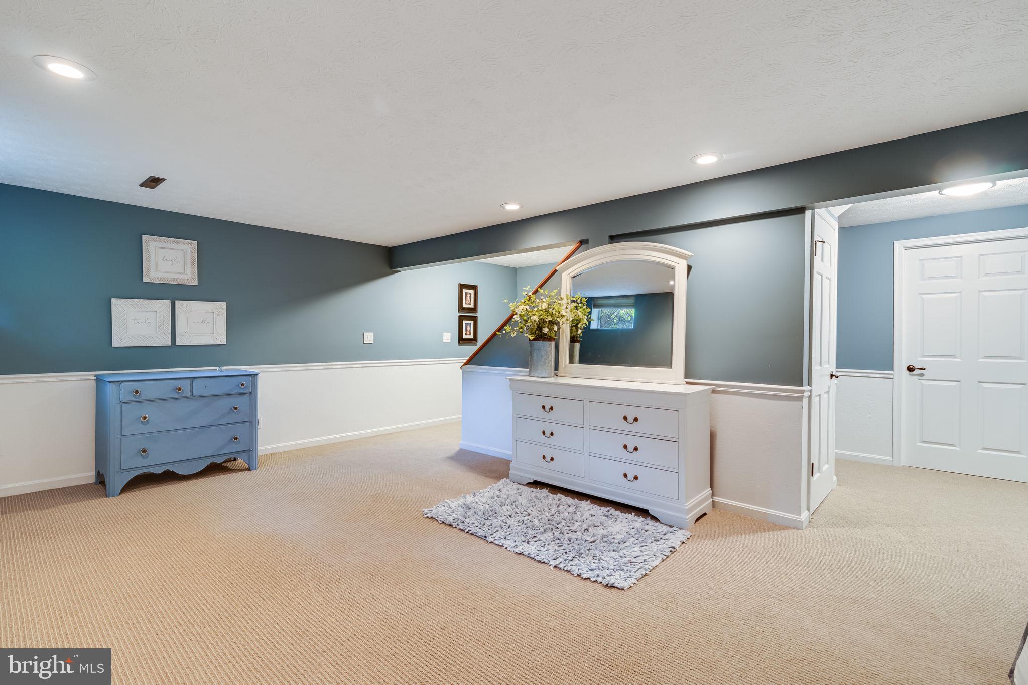 HOLLYWOOD - Residential