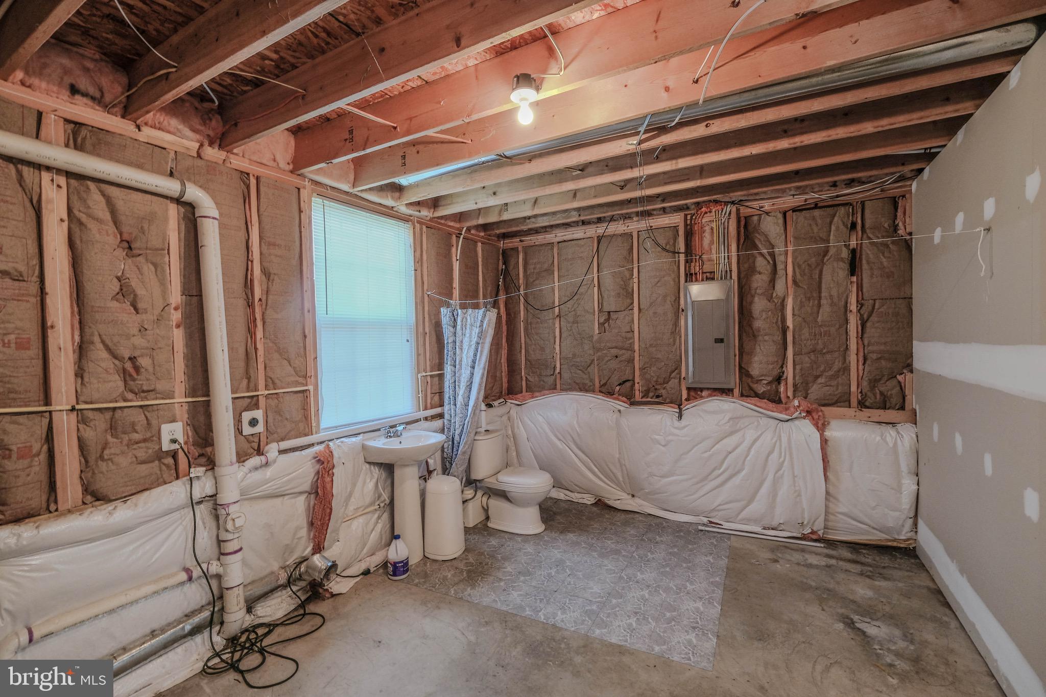 INWOOD MEADOWS - Residential