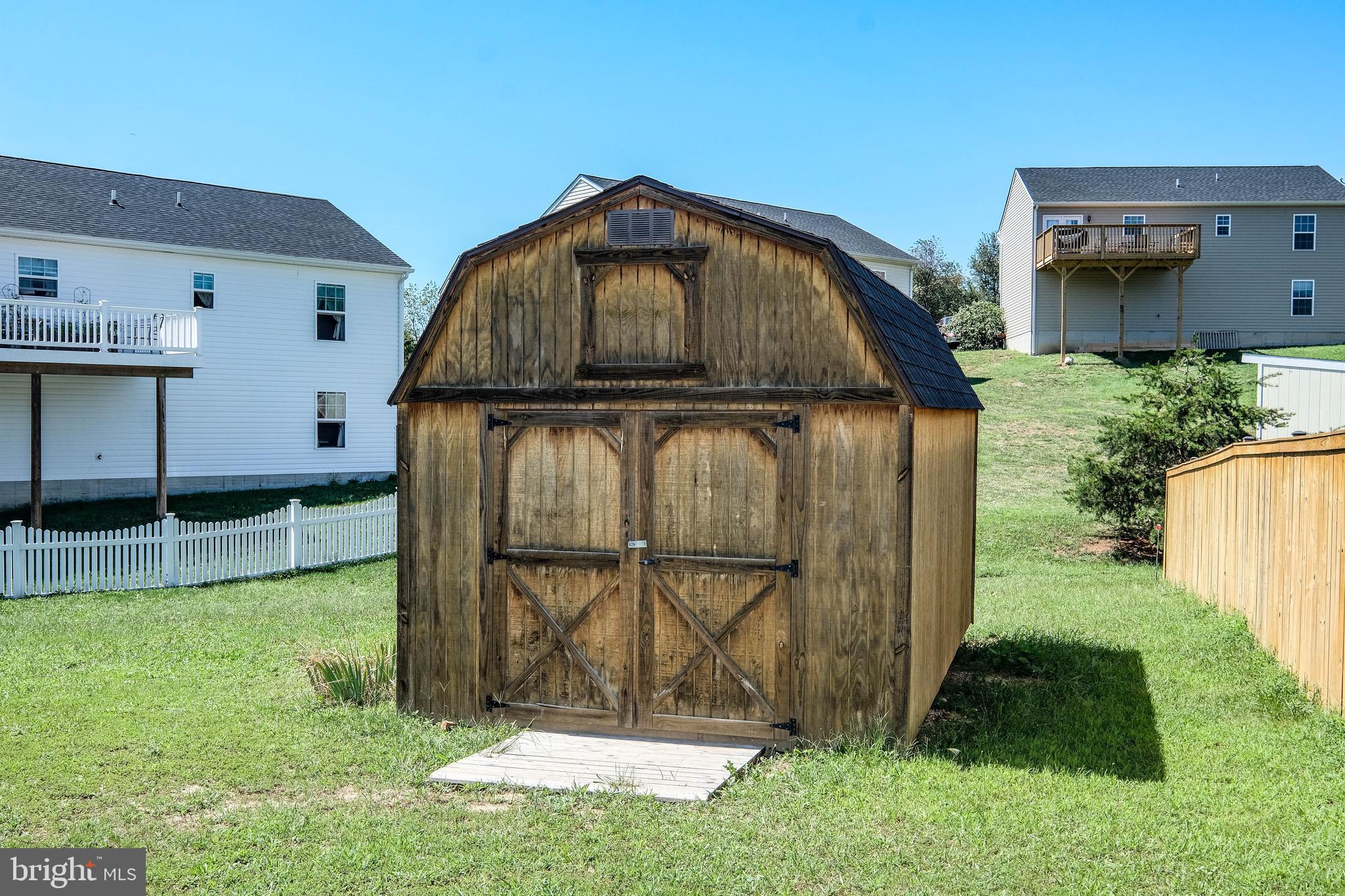 INWOOD MEADOWS - Residential