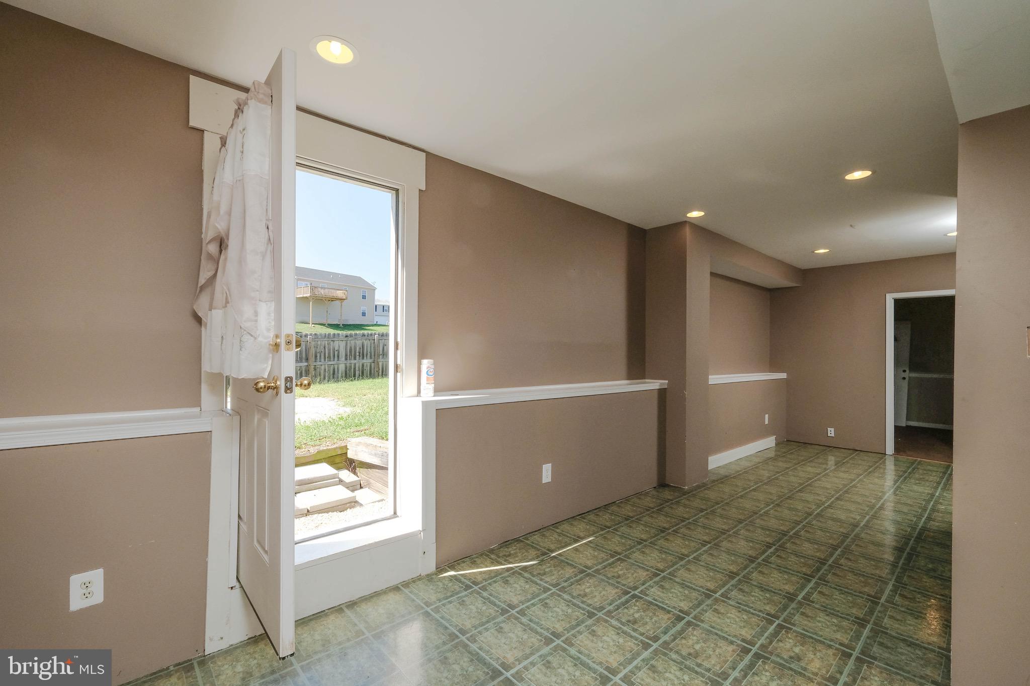 INWOOD MEADOWS - Residential