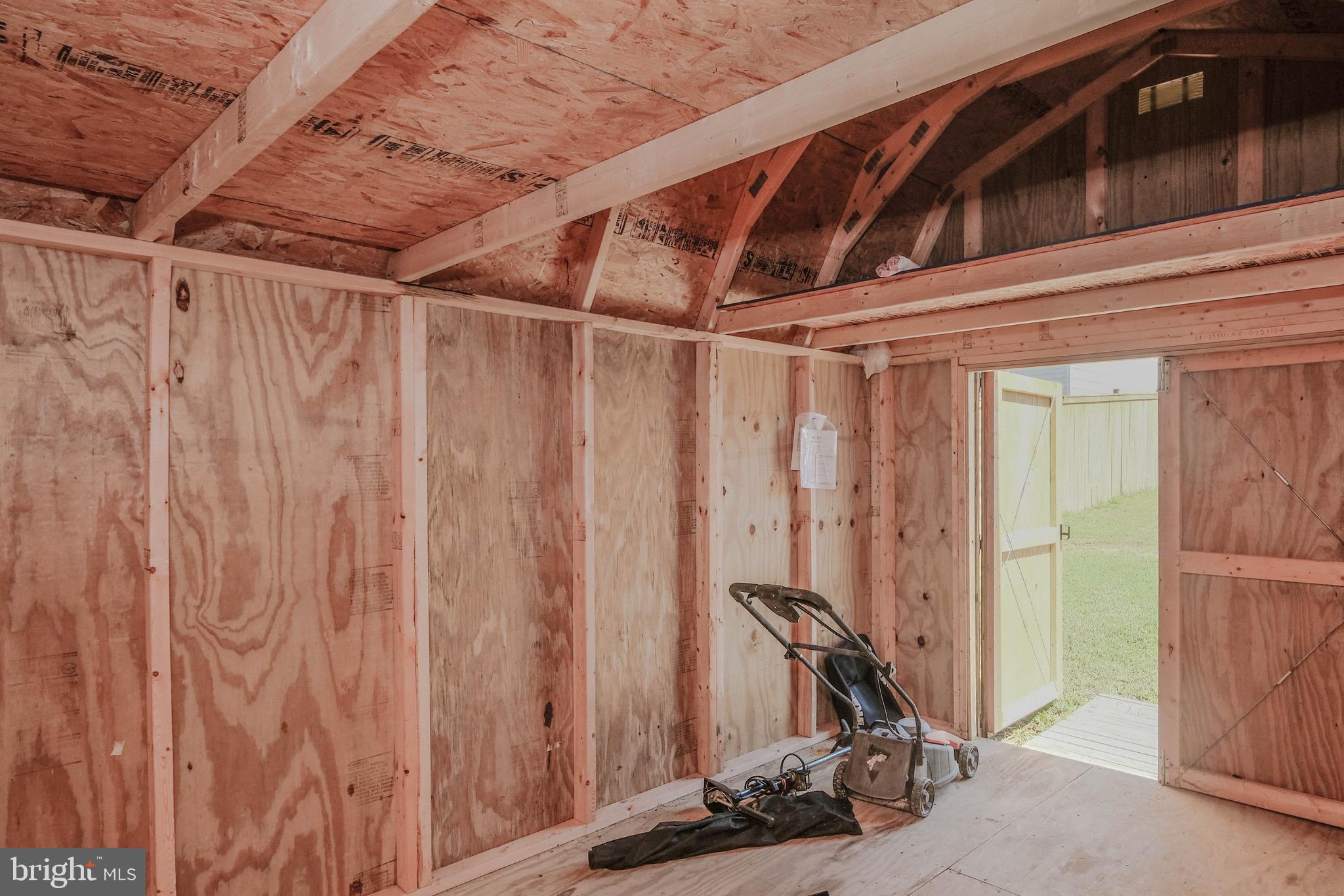 INWOOD MEADOWS - Residential