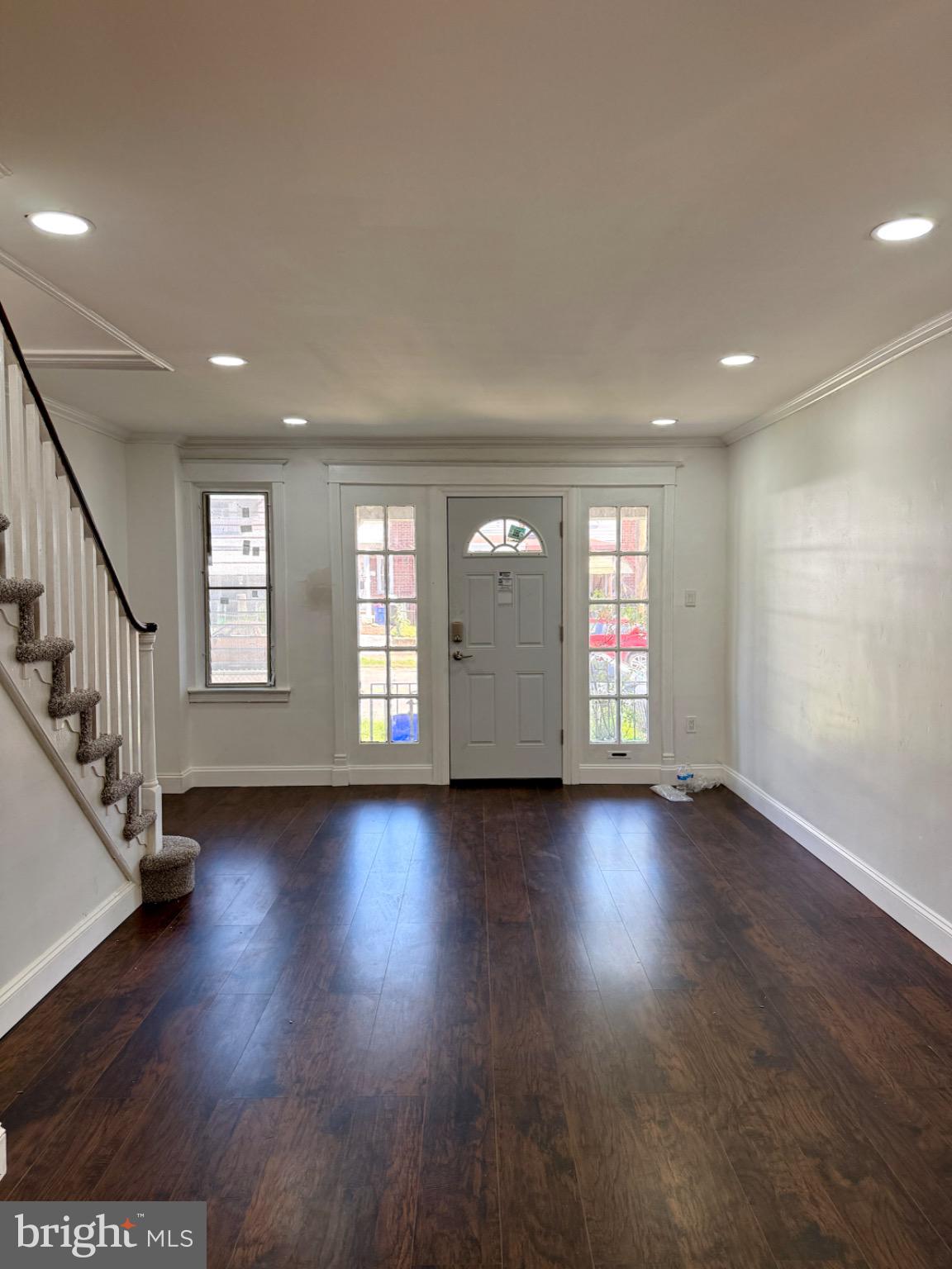 WEST OAK LANE - Residential