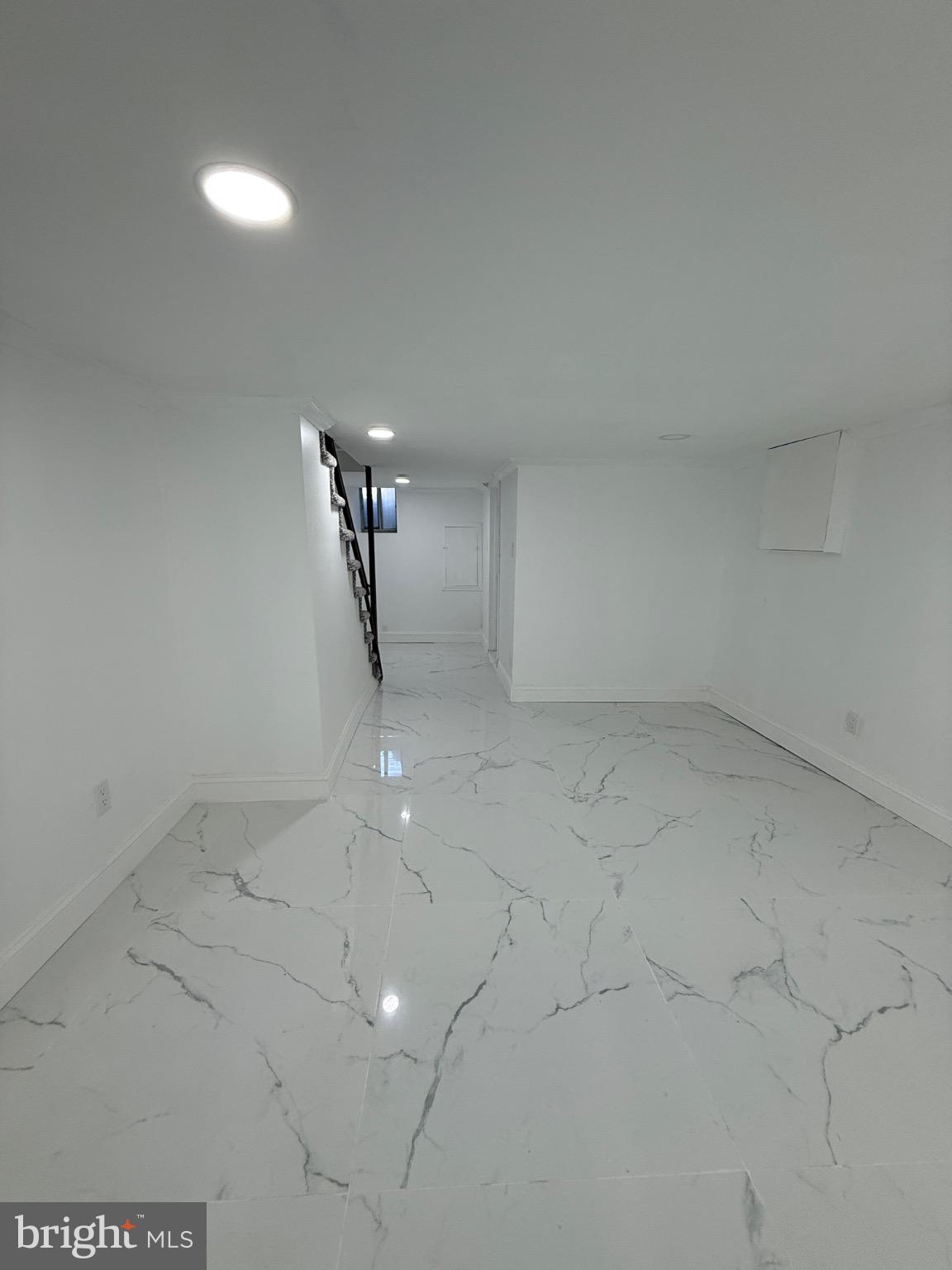 WEST OAK LANE - Residential