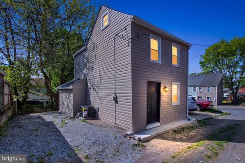308 AVENUE Q COLUMBIA PA 17512