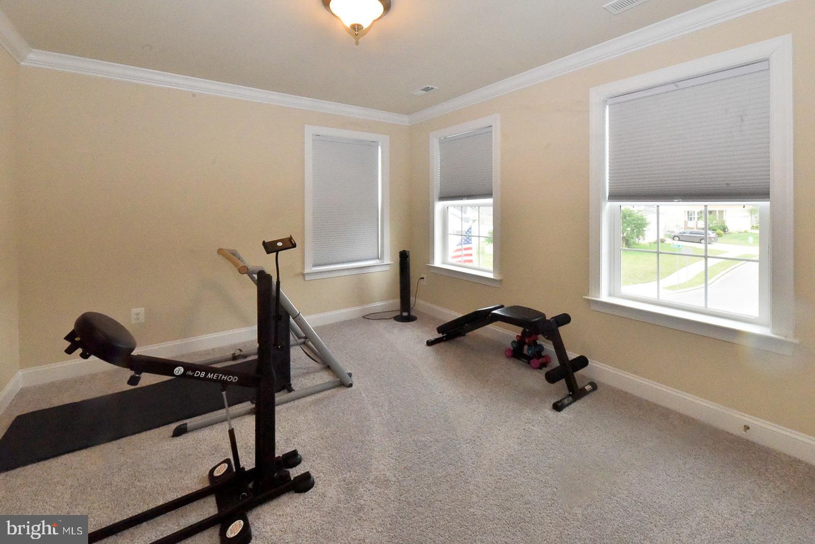 BROAD CREEK - Residential