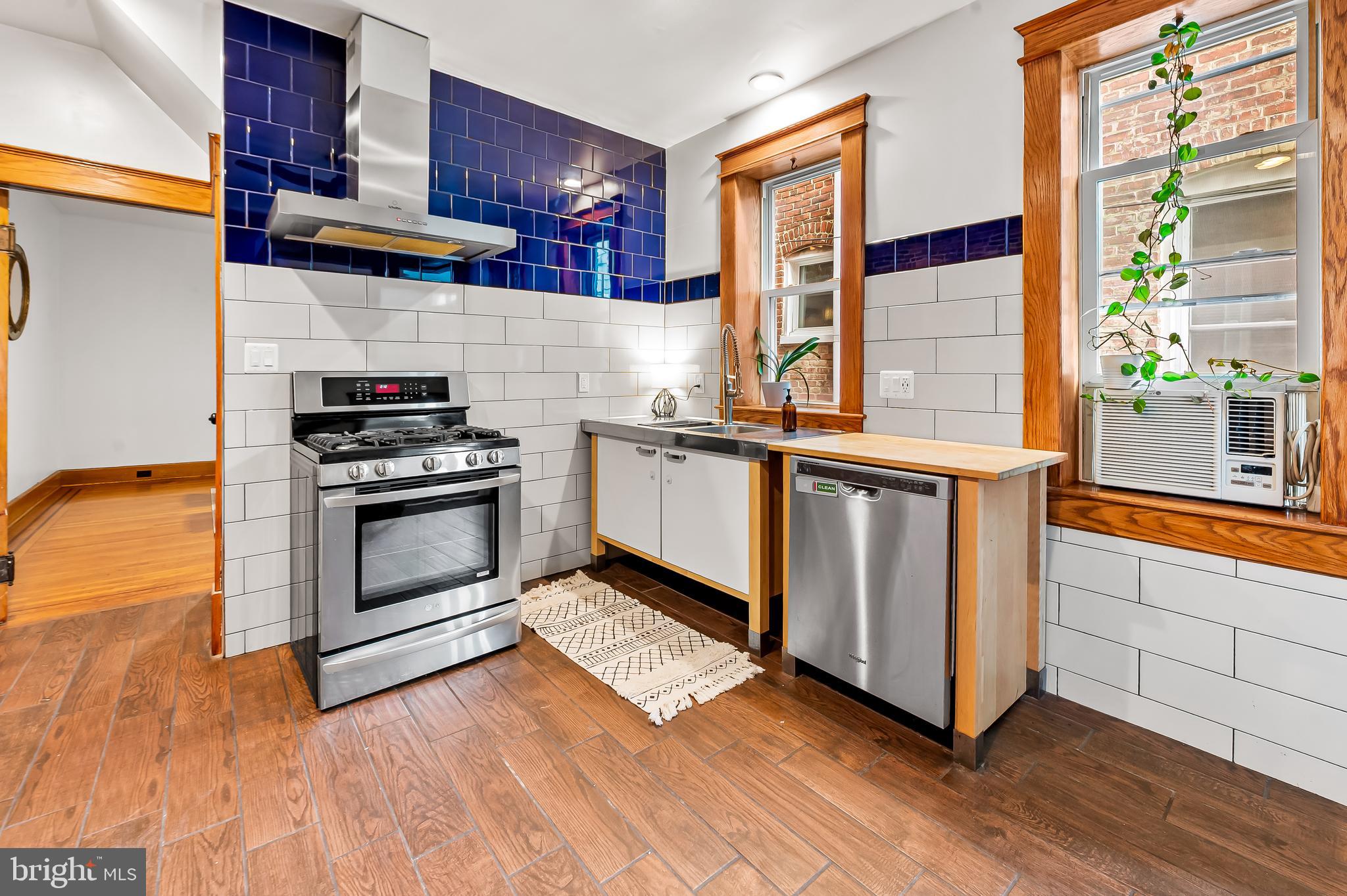 CHARLES VILLAGE - Residential