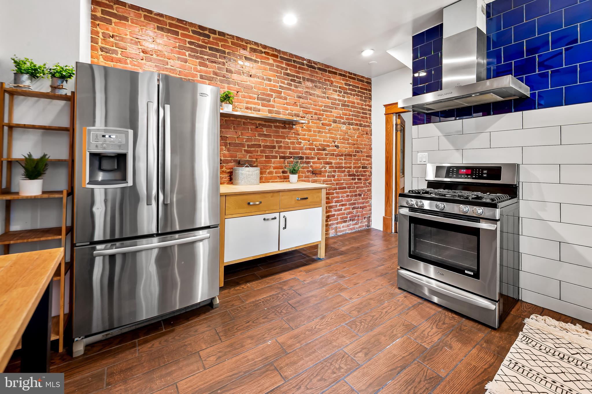 CHARLES VILLAGE - Residential