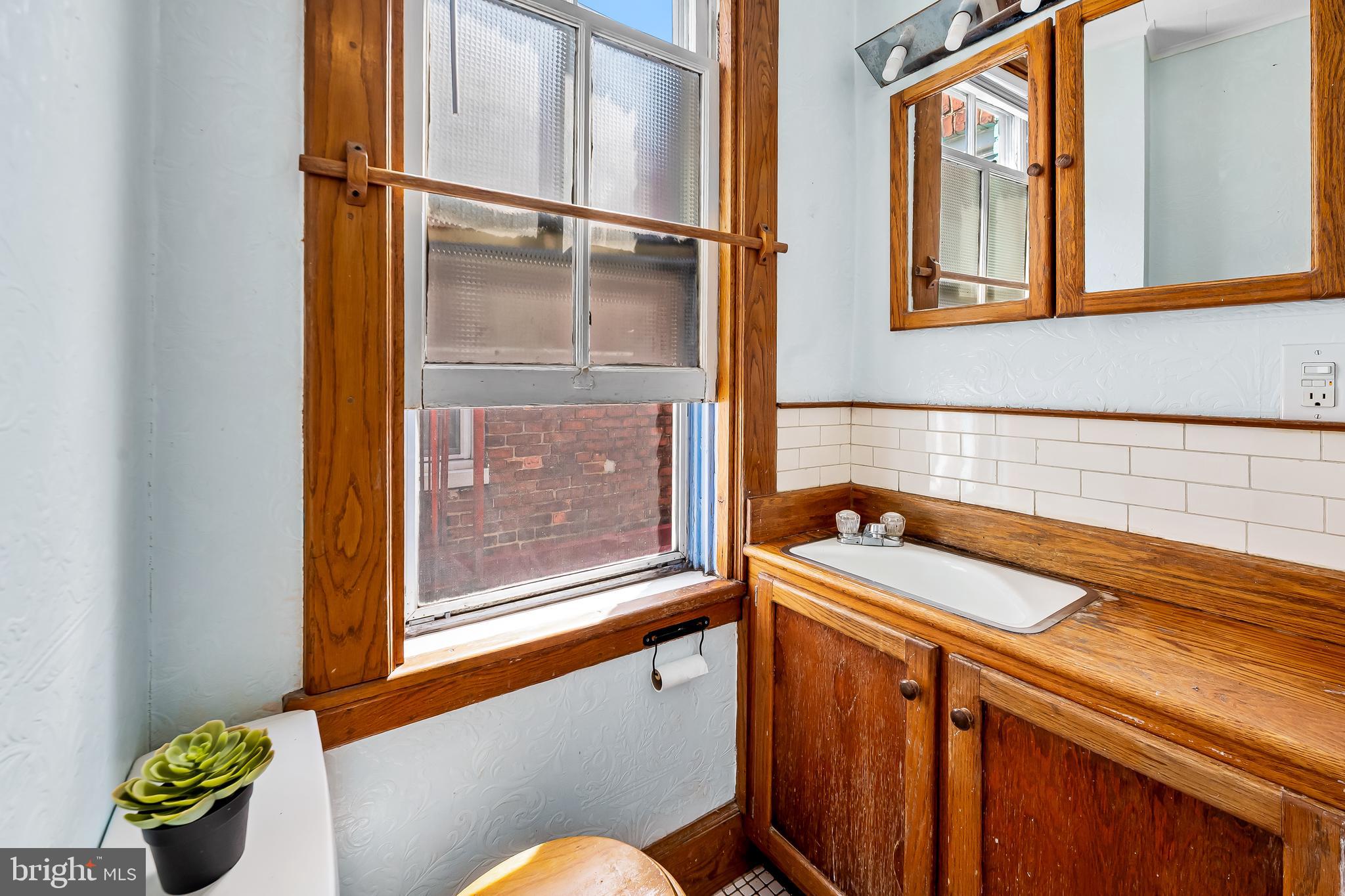 CHARLES VILLAGE - Residential