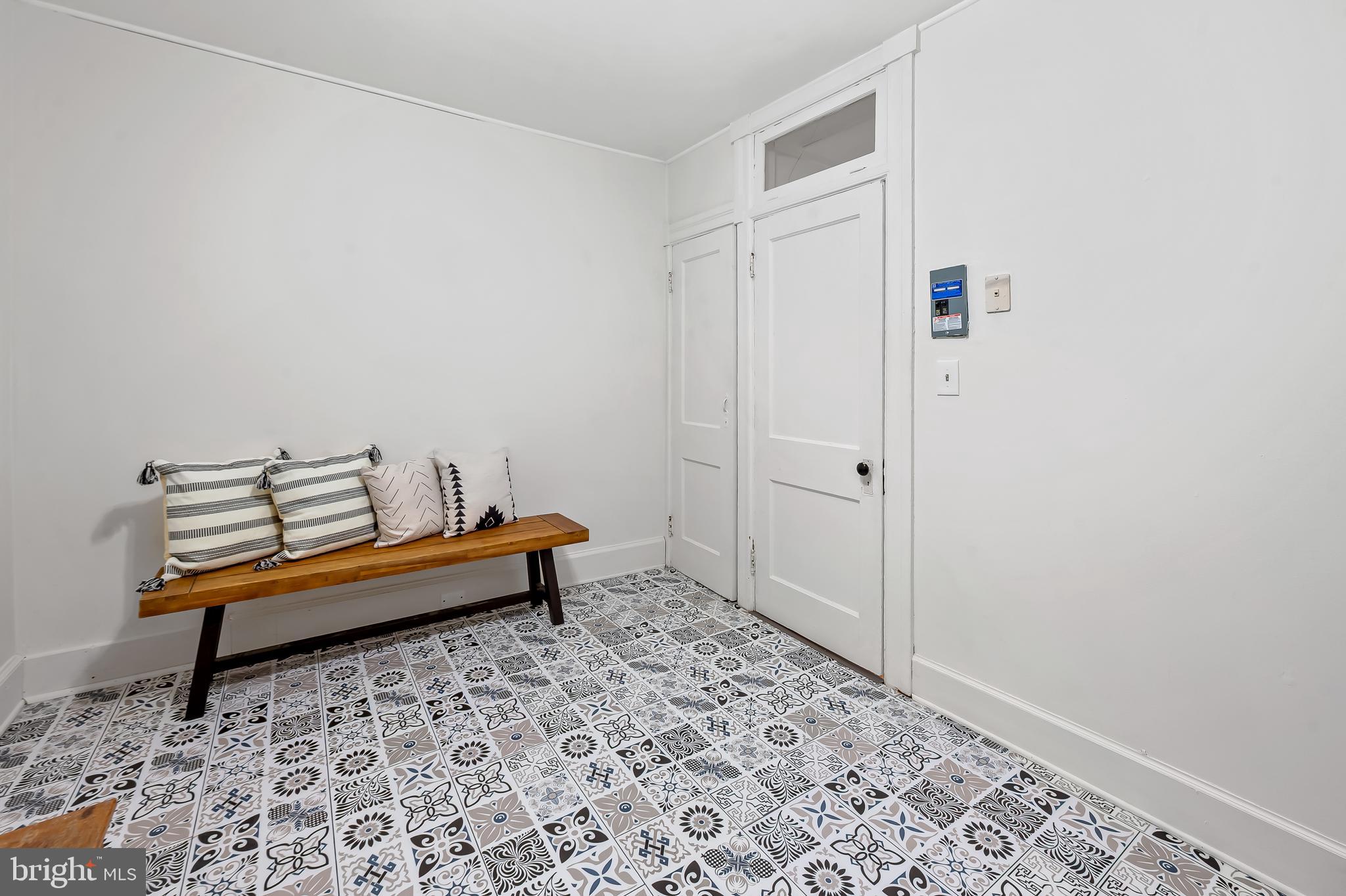 CHARLES VILLAGE - Residential