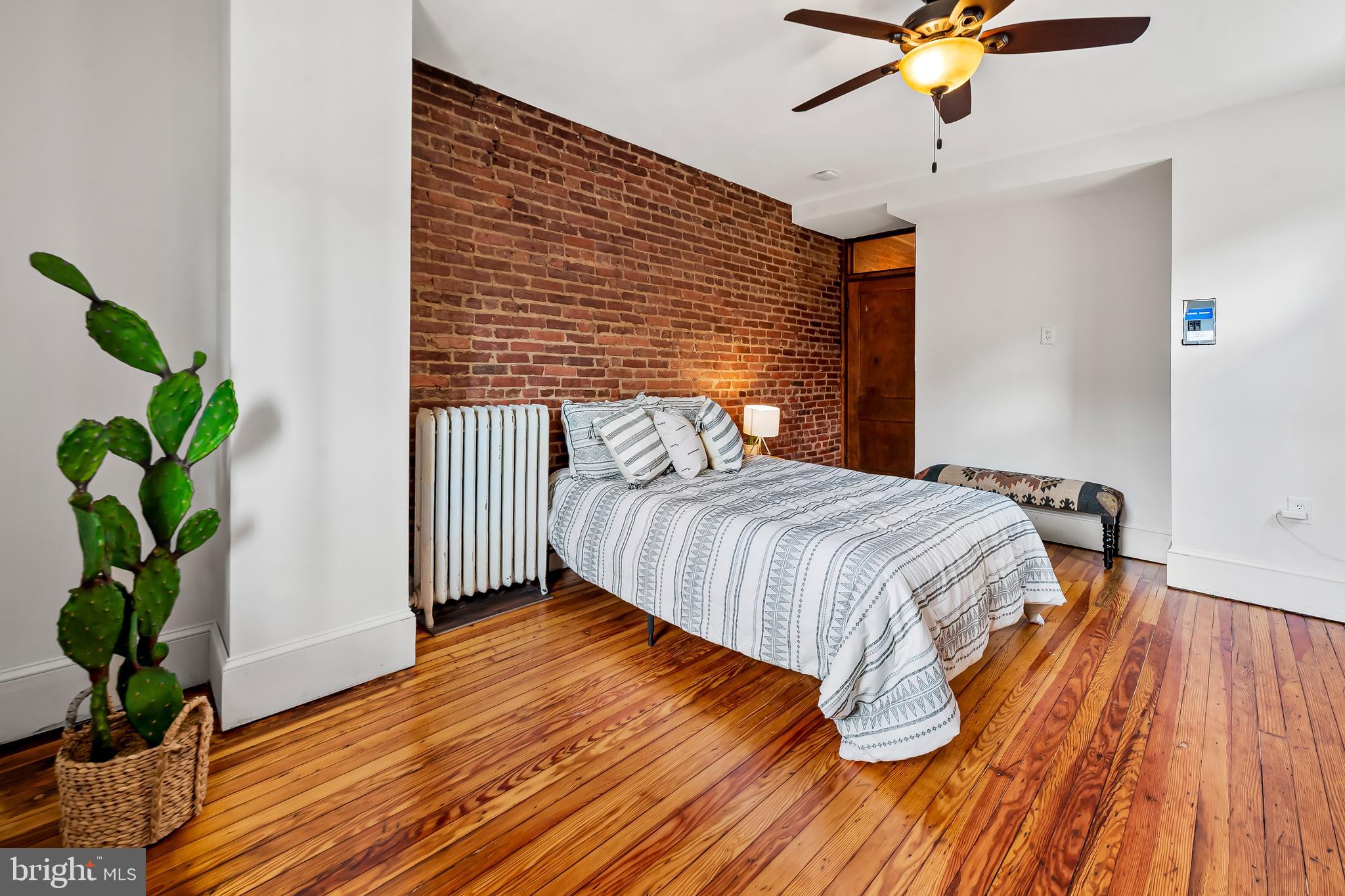 CHARLES VILLAGE - Residential