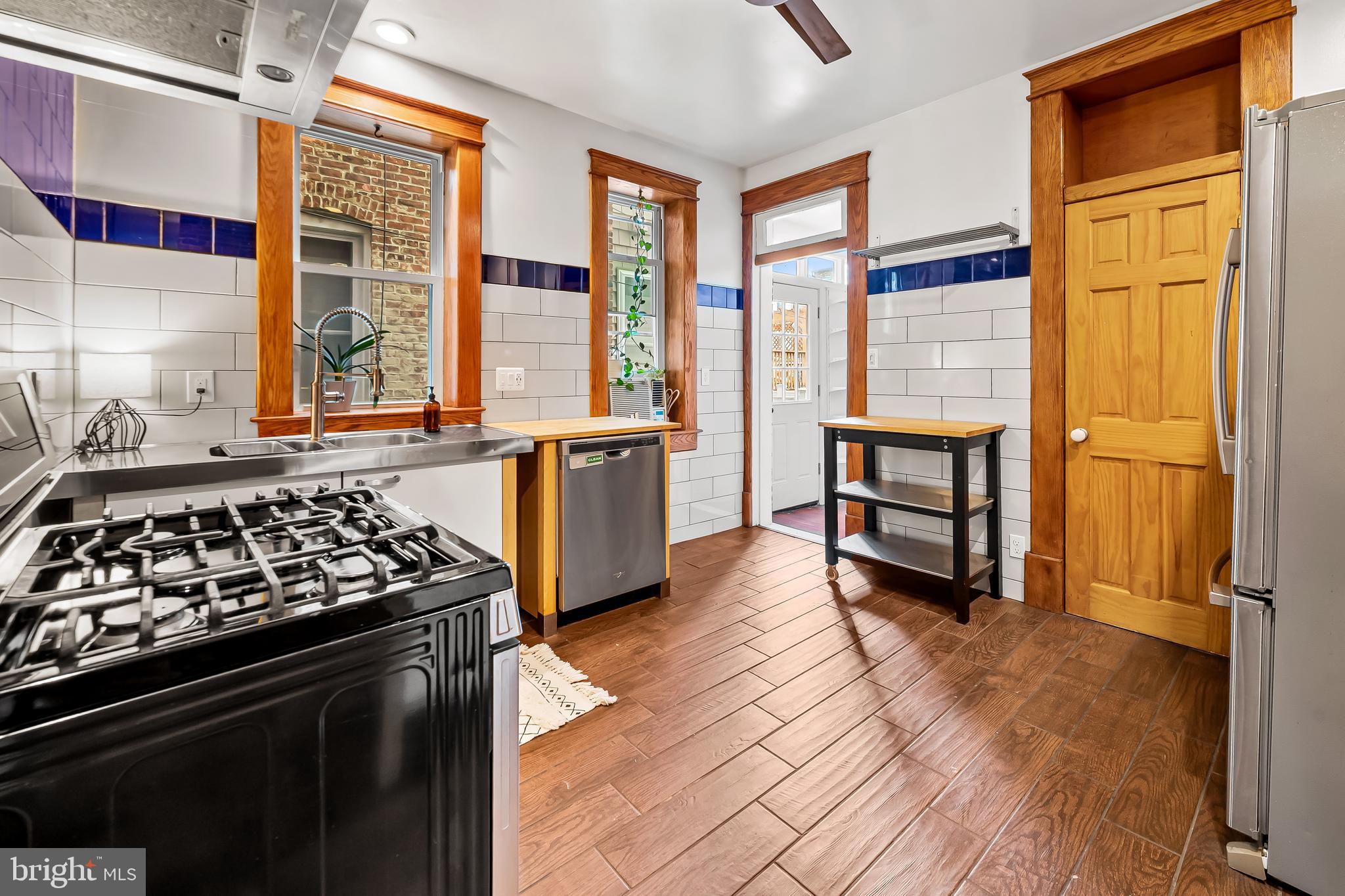 CHARLES VILLAGE - Residential