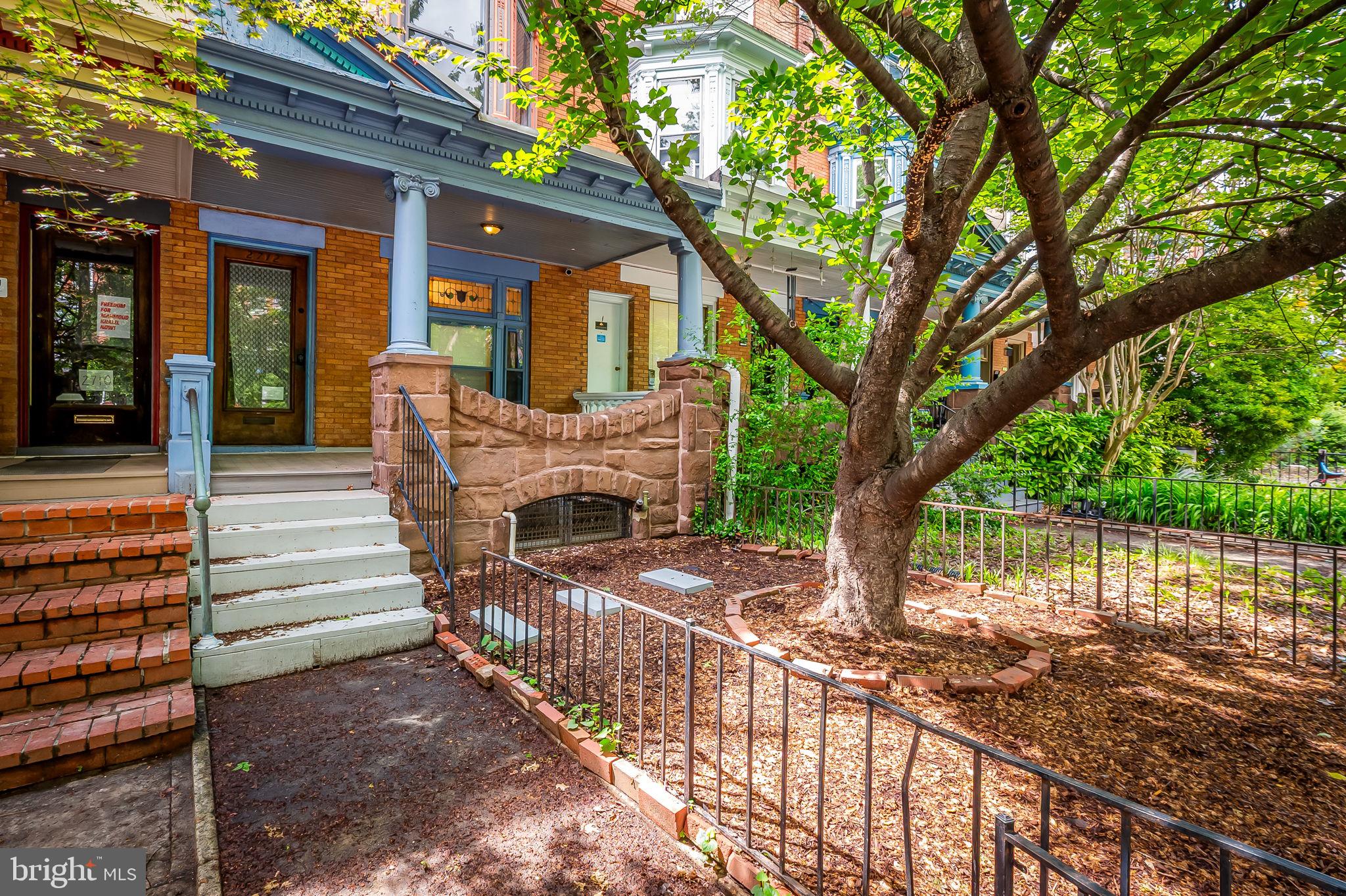 CHARLES VILLAGE - Residential