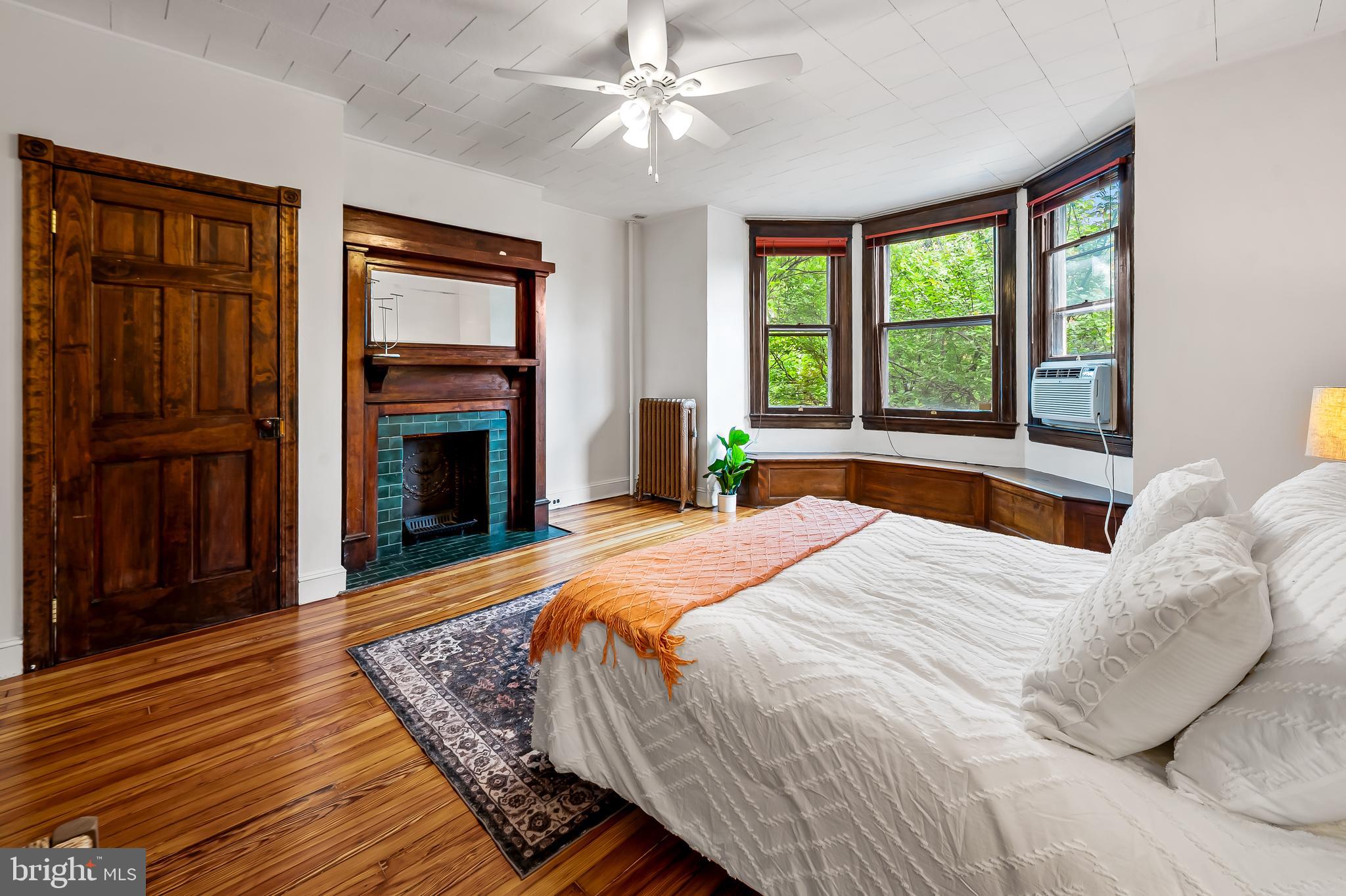 CHARLES VILLAGE - Residential