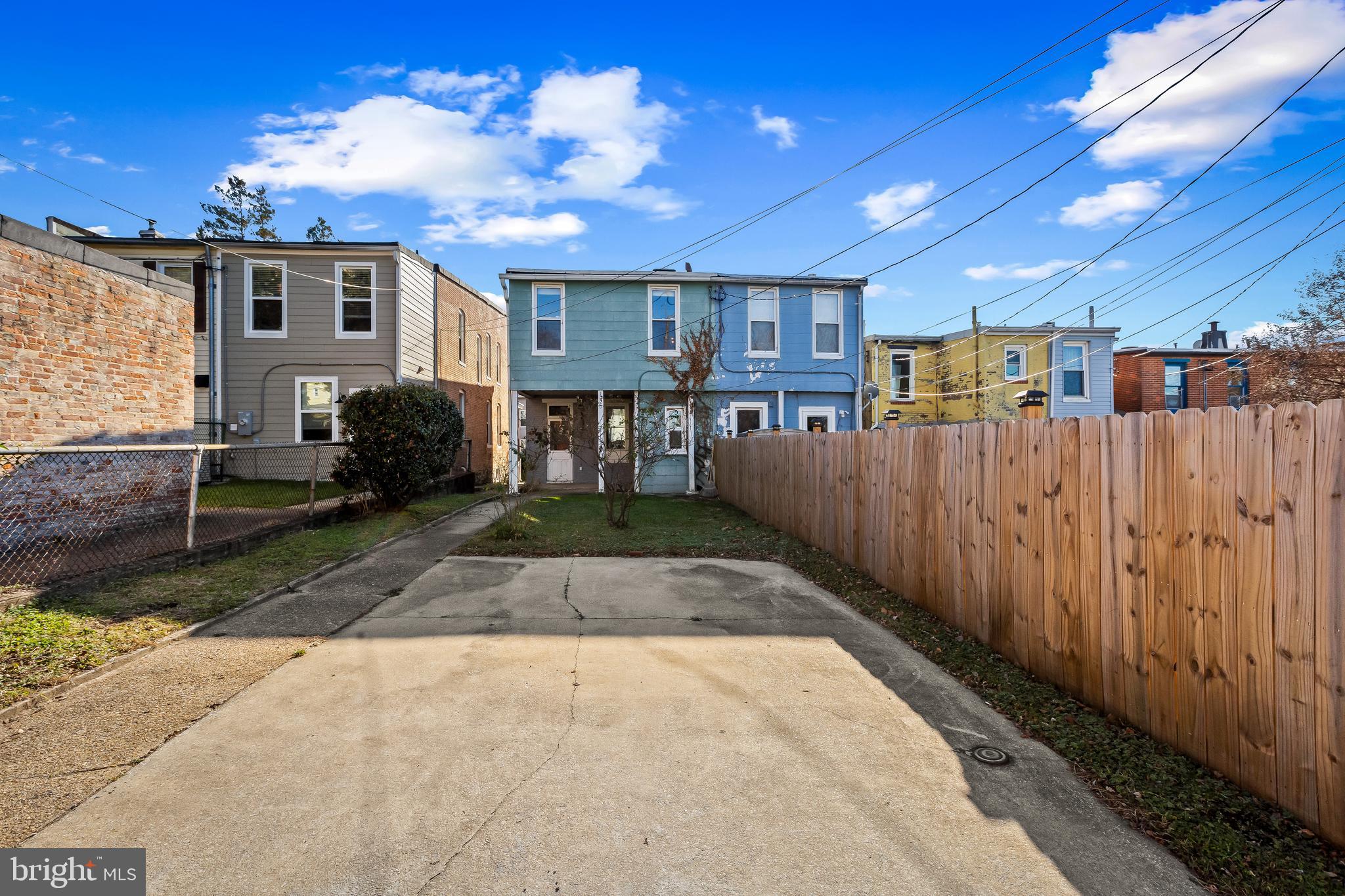 HAMPDEN HISTORIC DISTRICT - Residential