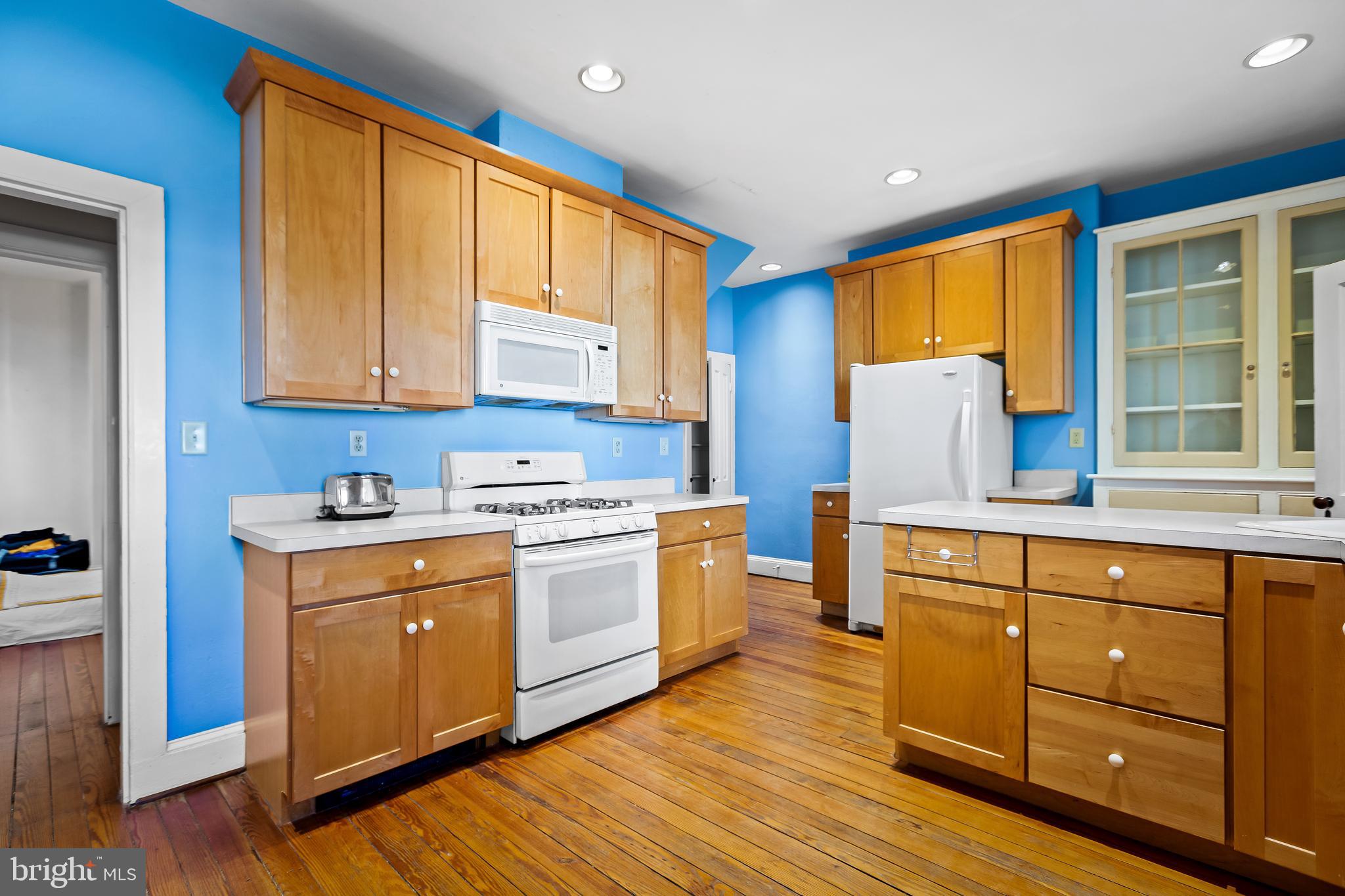 HAMPDEN HISTORIC DISTRICT - Residential