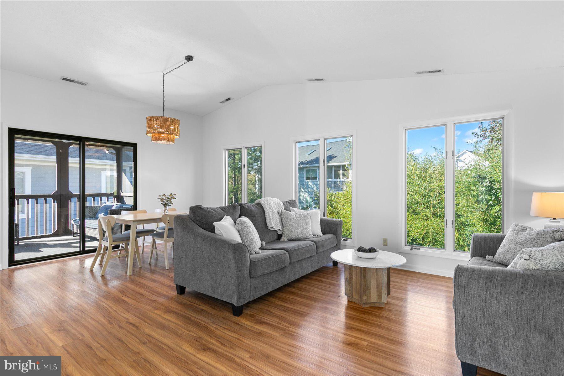 39692 KITTIWAKE DRIVE