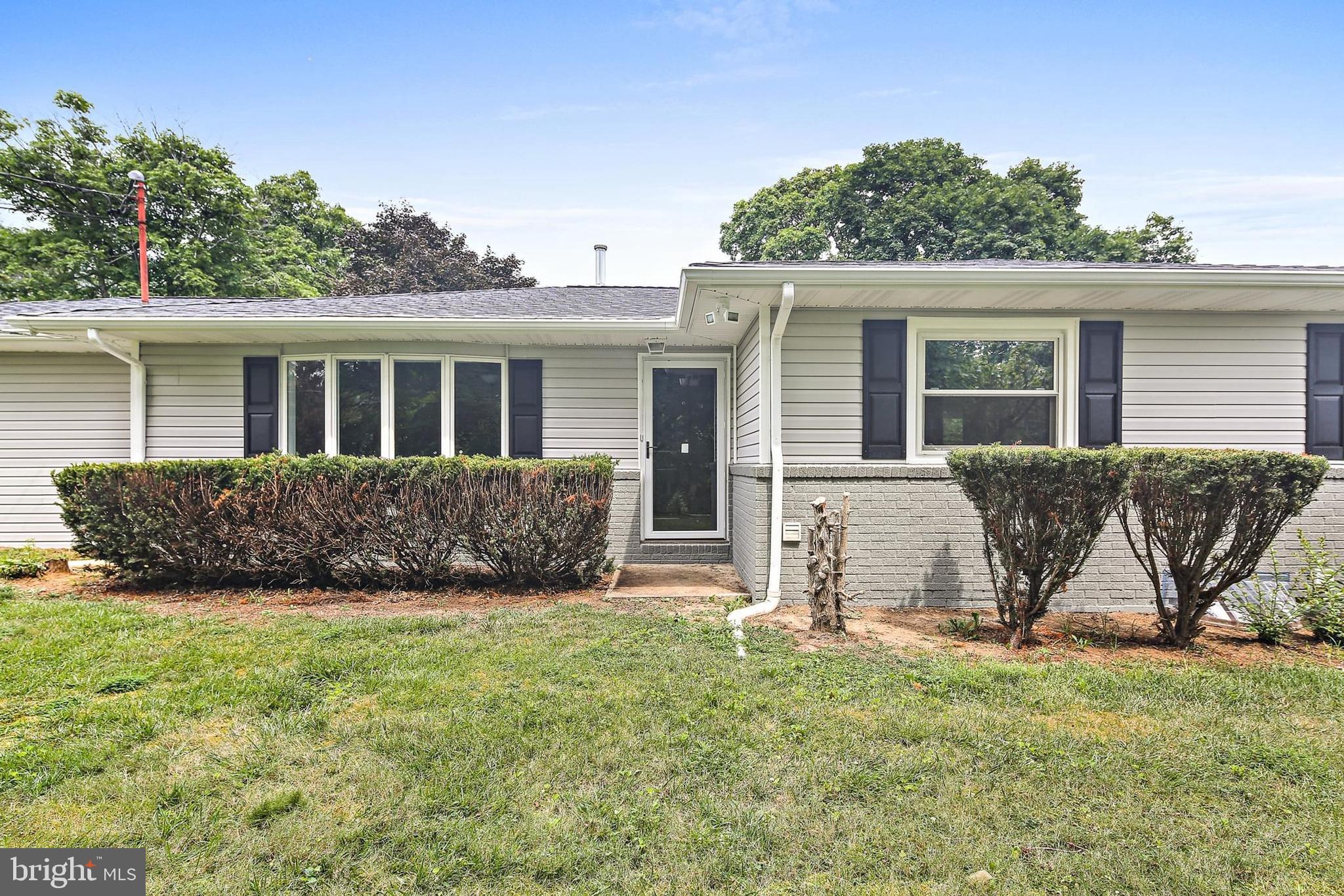 1516 SINGER ROAD
