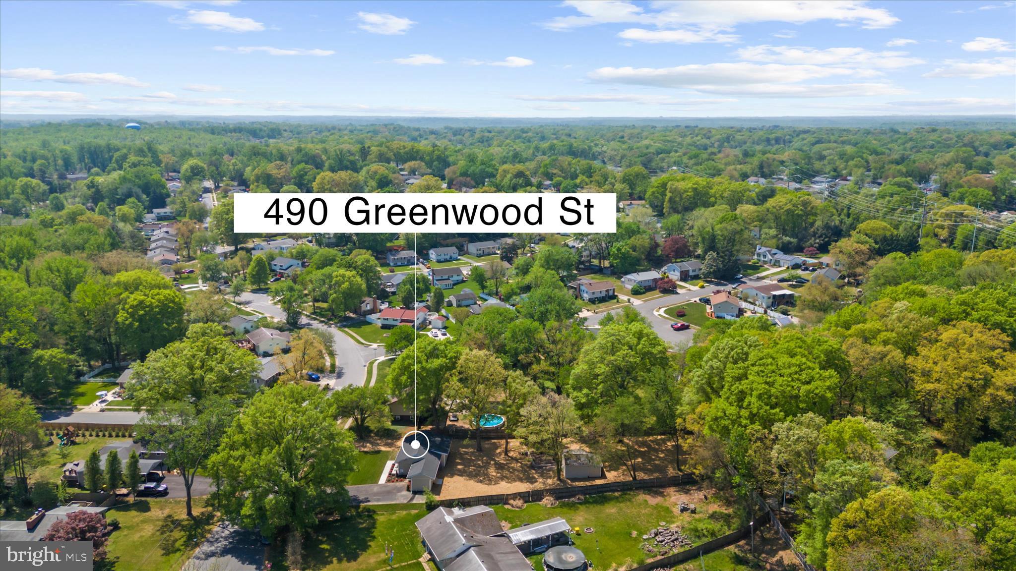 POPLAR MANOR - Residential