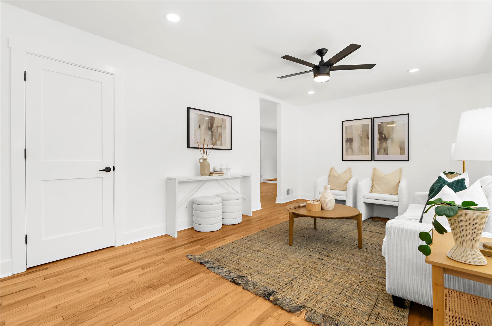 POPLAR MANOR - Residential