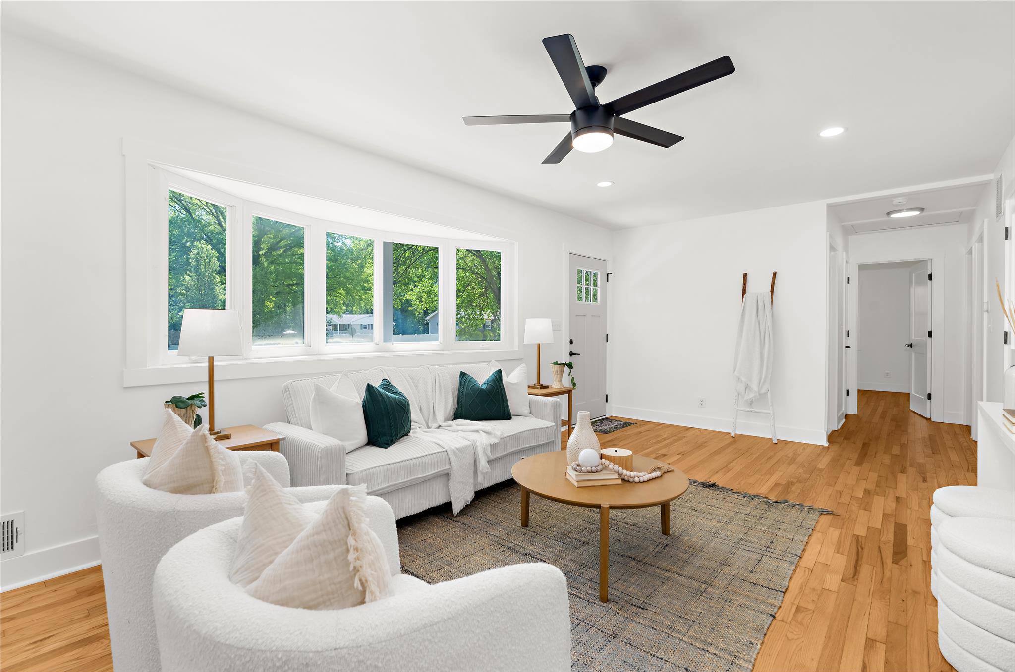 POPLAR MANOR - Residential