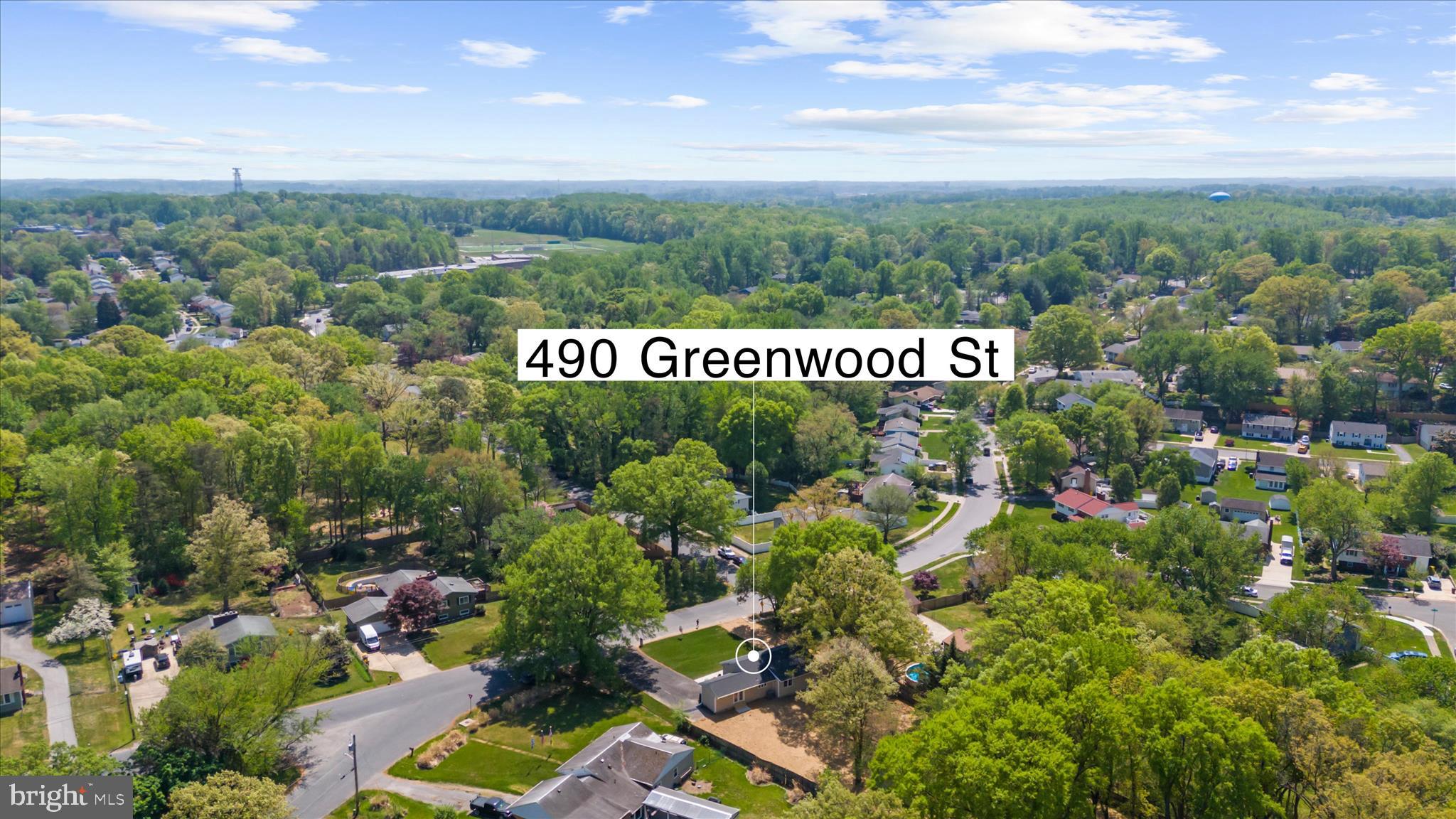 POPLAR MANOR - Residential