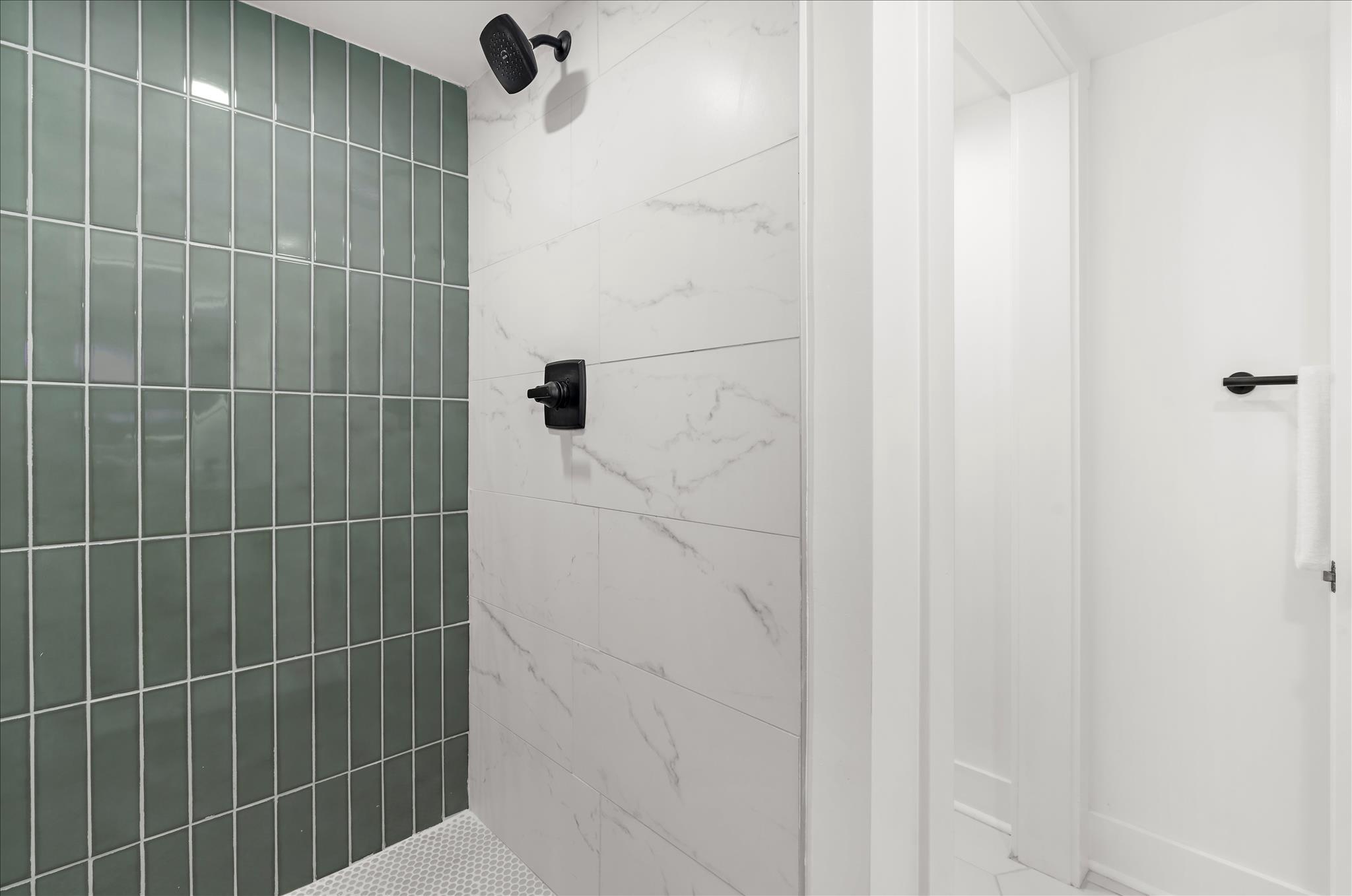 POPLAR MANOR - Residential