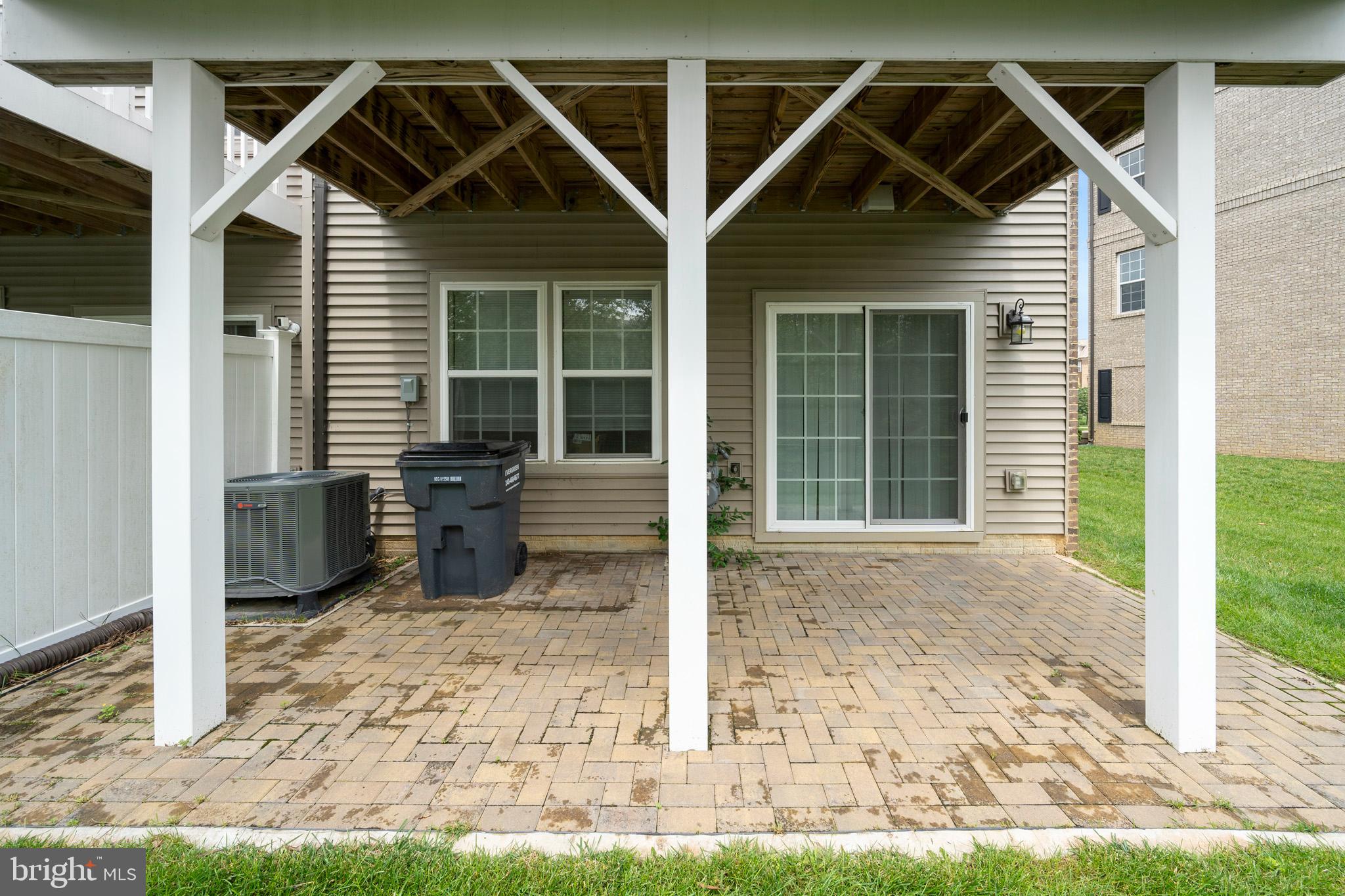 HAMILTON PARK - Residential