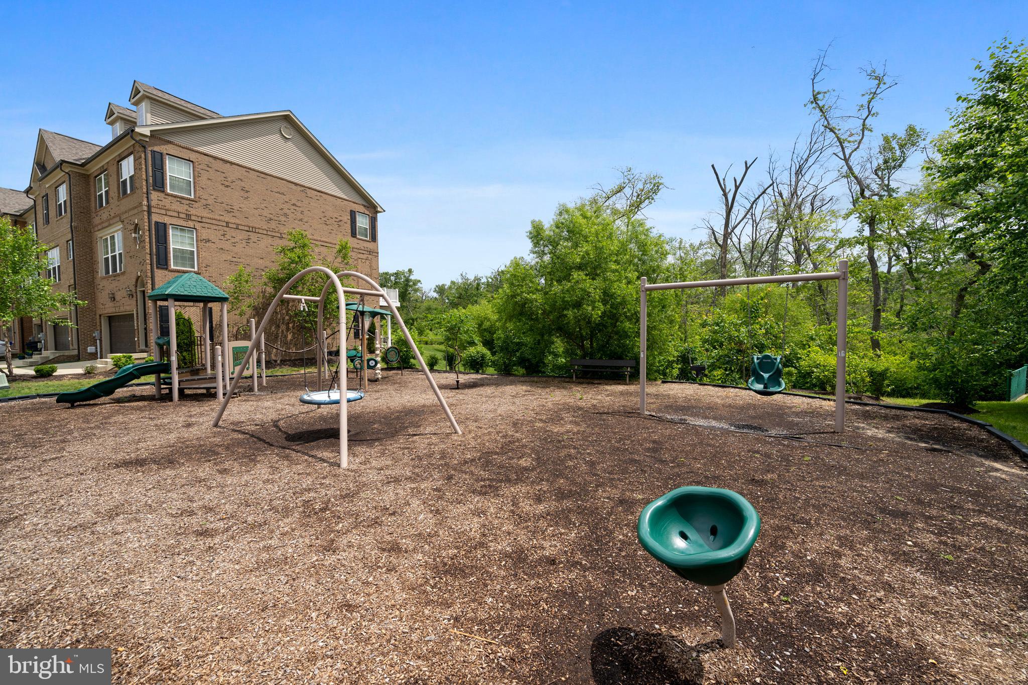 HAMILTON PARK - Residential